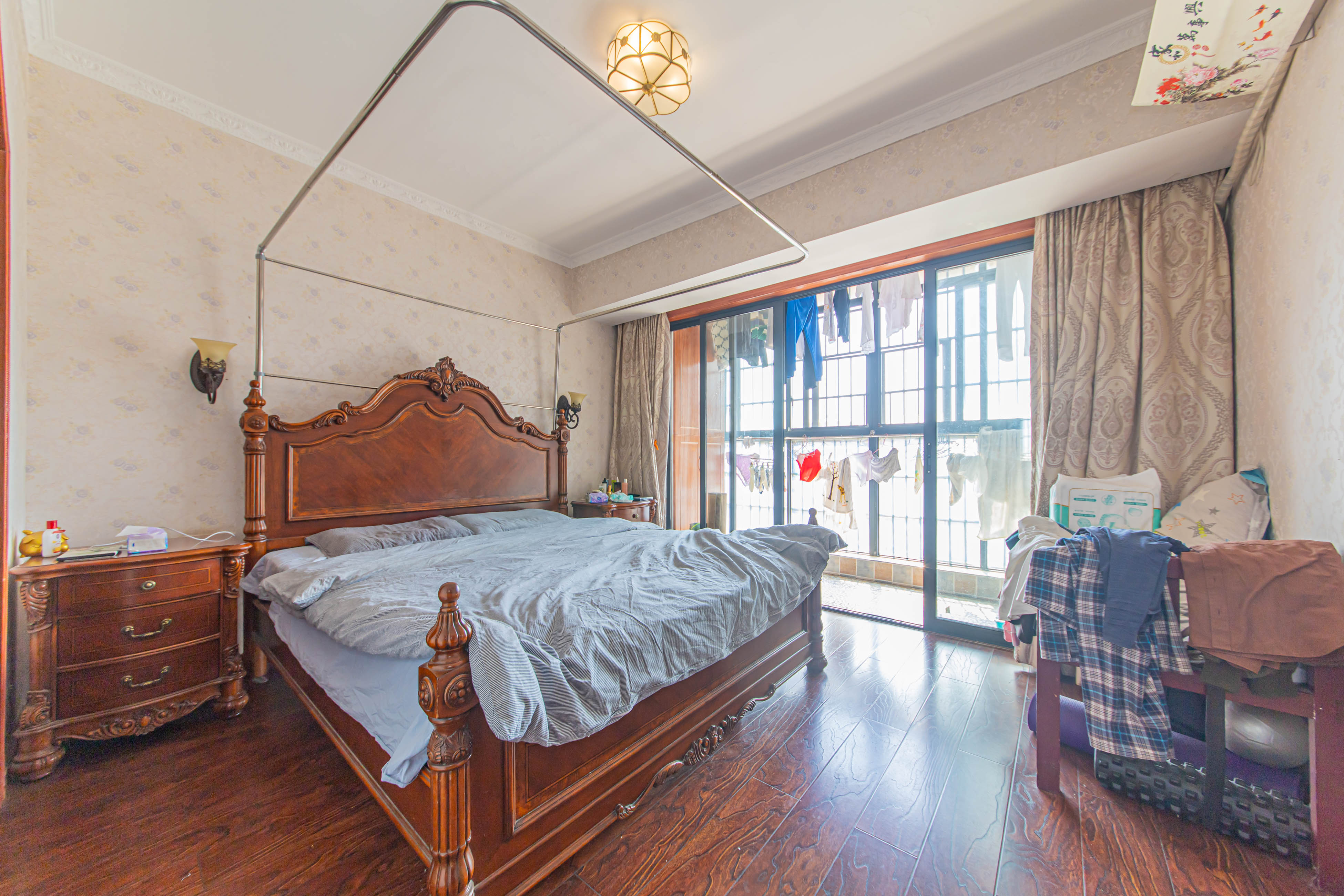 中建芙蓉嘉苑 4室2厅1卫 106.0万 中建芙蓉嘉苑 4室2厅1卫 106.0万卧室