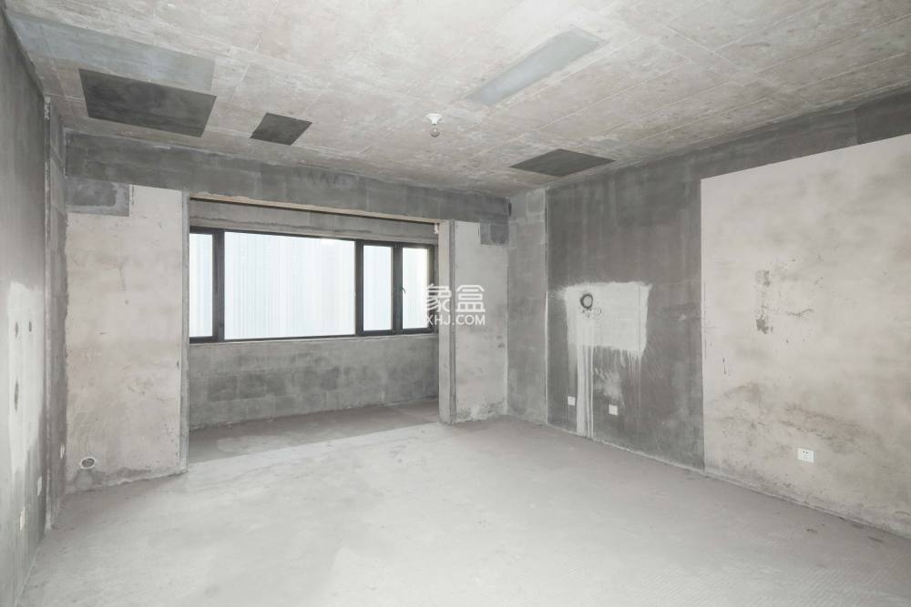 中國(guó)鐵建梅溪青秀三期  4室2廳2衛(wèi)   178.00萬(wàn)