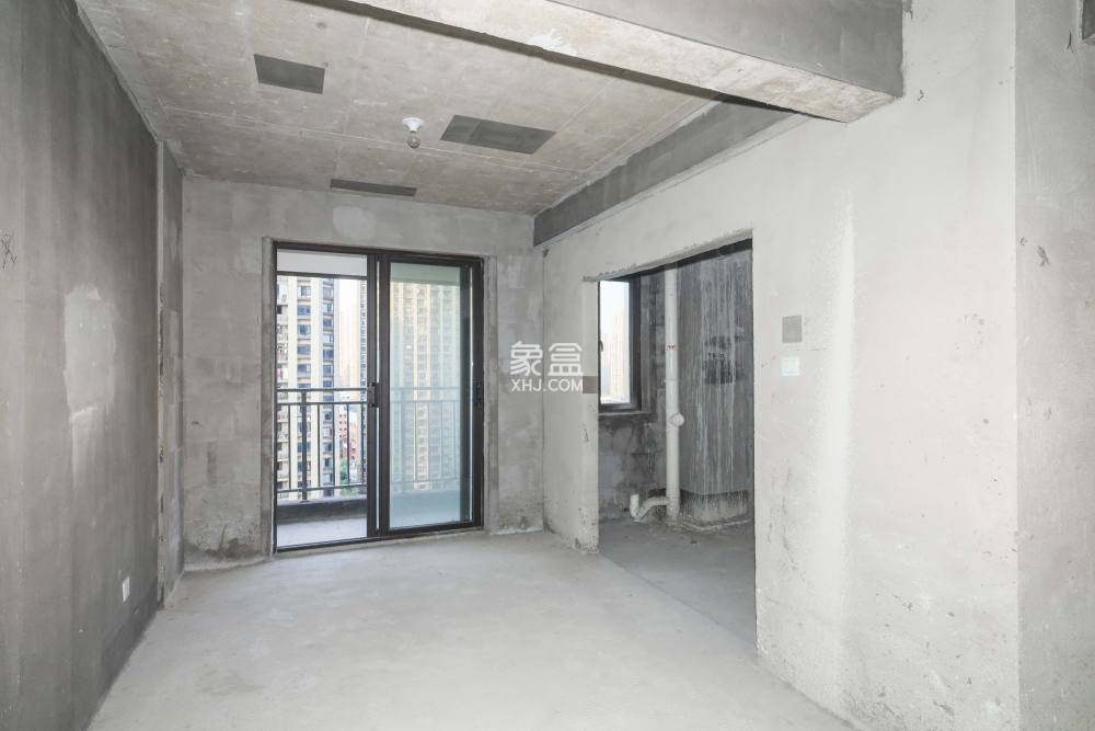 中國(guó)鐵建梅溪青秀三期  4室2廳2衛(wèi)   178.00萬(wàn)