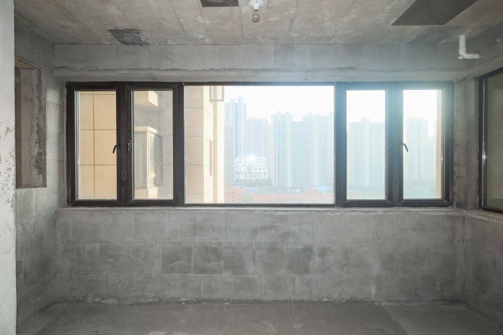 中國(guó)鐵建梅溪青秀三期  4室2廳2衛(wèi)   178.00萬(wàn)