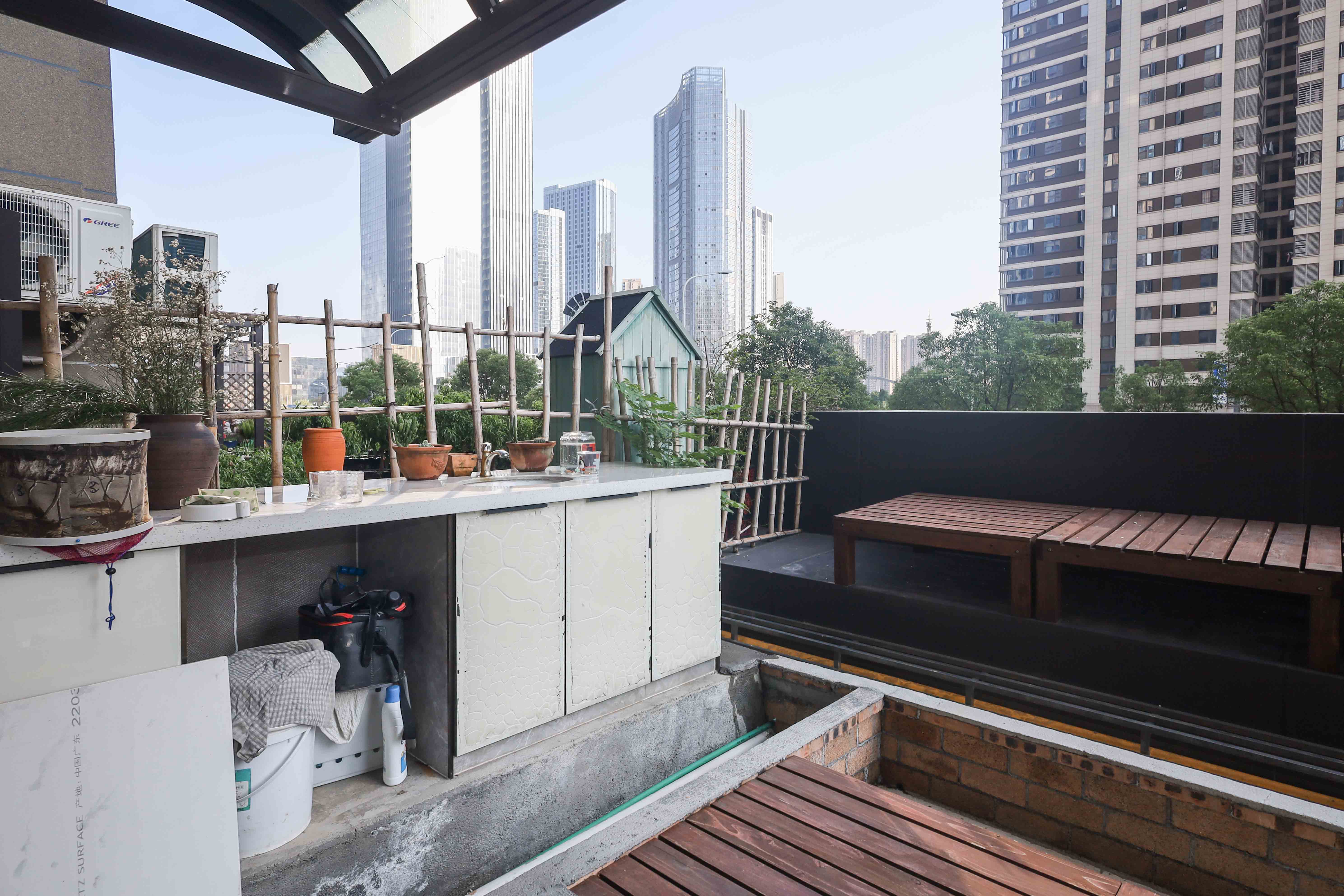 建发央著  3室2厅2卫   268.00万其他