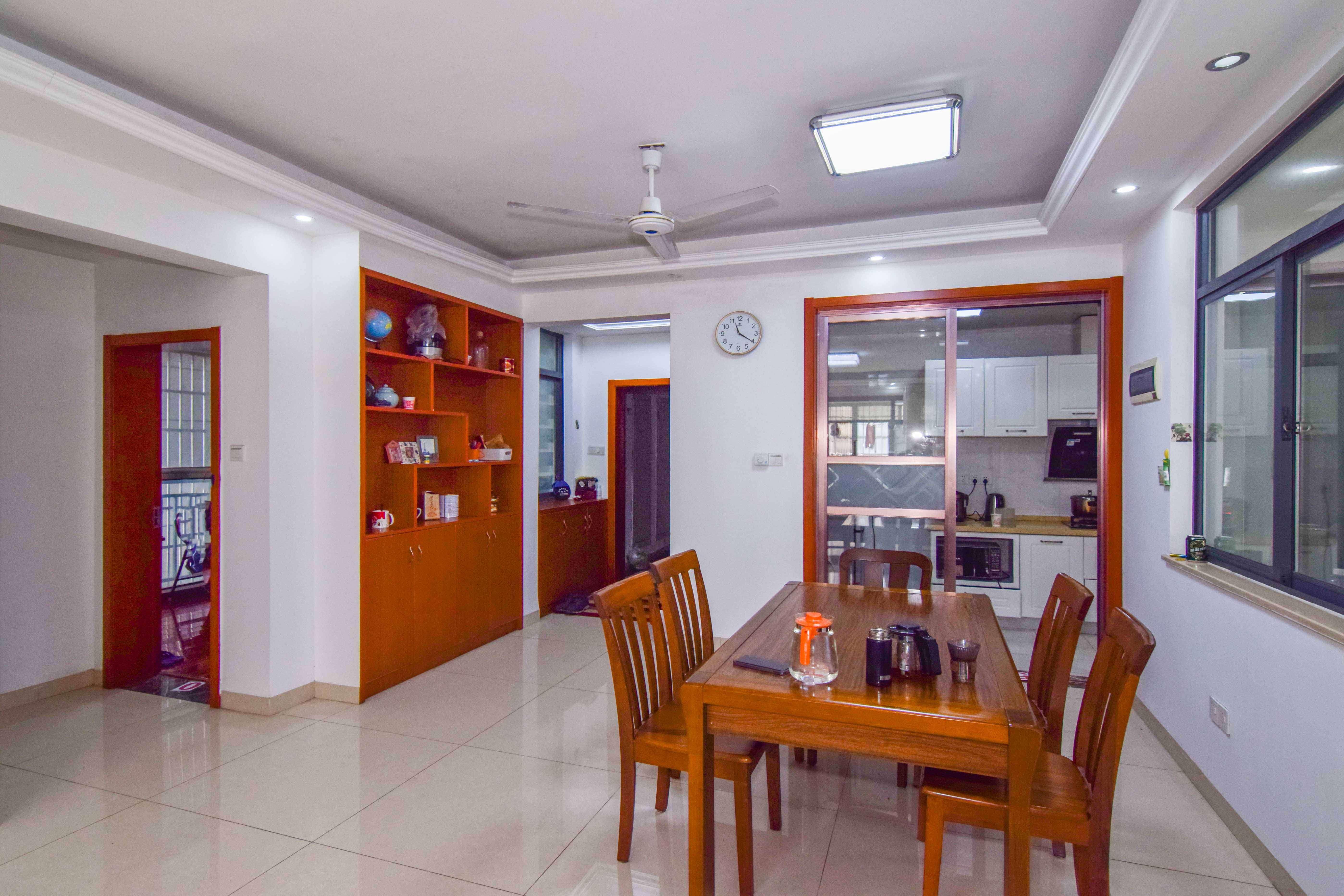 联诚国际城  3室2厅2卫    75.0万 联诚国际城  3室2厅2卫    75.0万其他