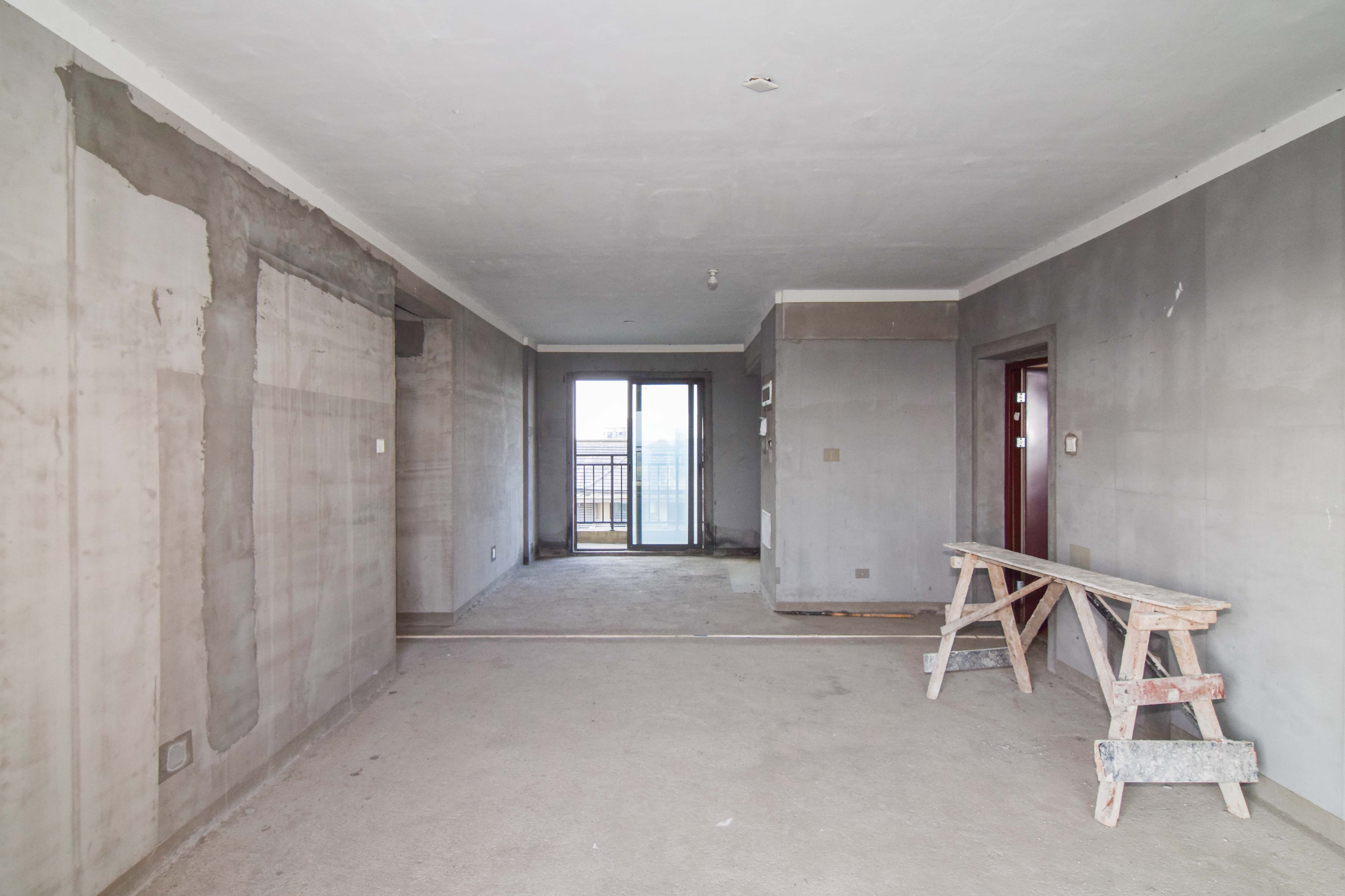 华润桃源里  4室2厅2卫    75.0万 华润桃源里  4室2厅2卫    75.0万客厅