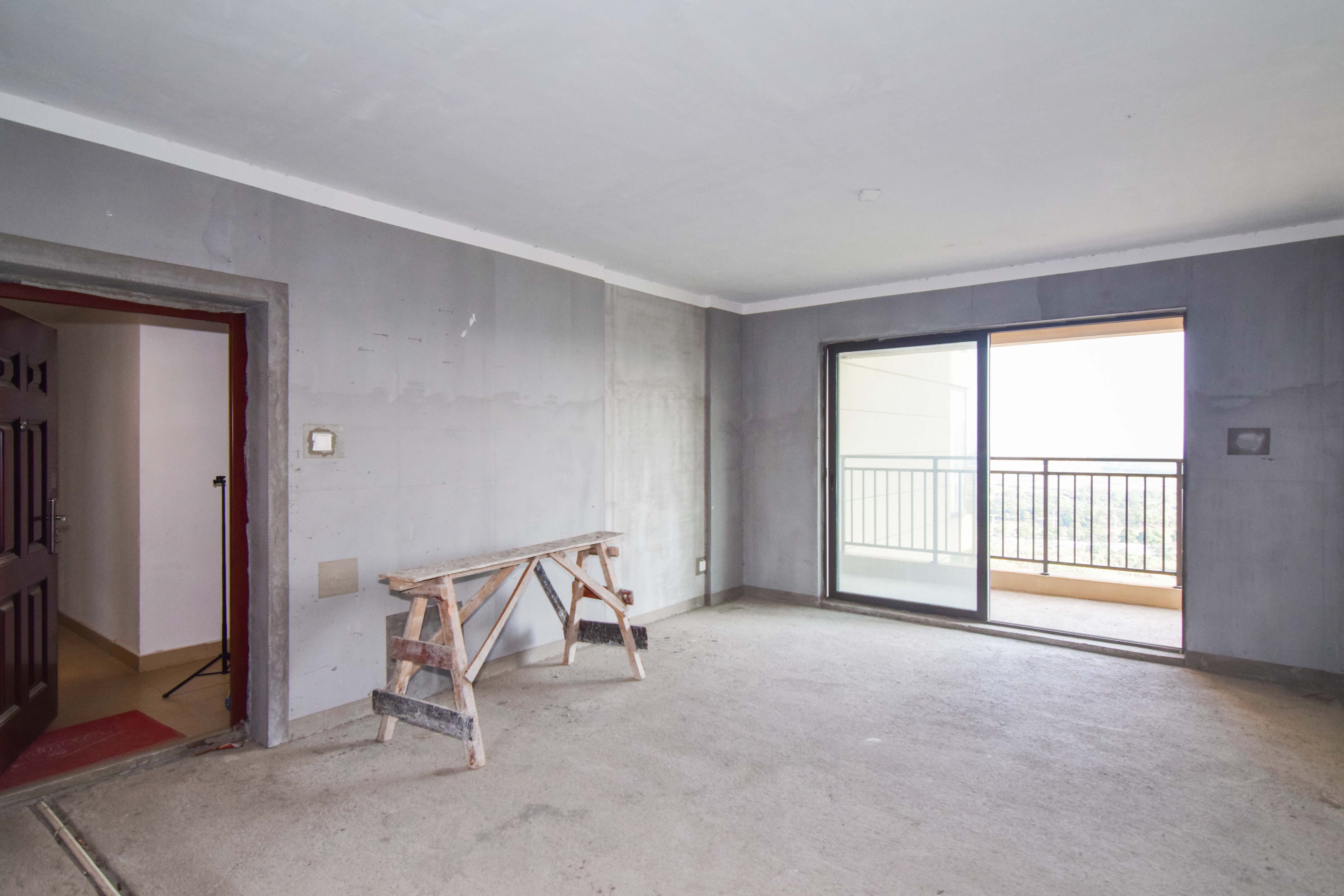 华润桃源里  4室2厅2卫    75.0万 华润桃源里  4室2厅2卫    75.0万客厅