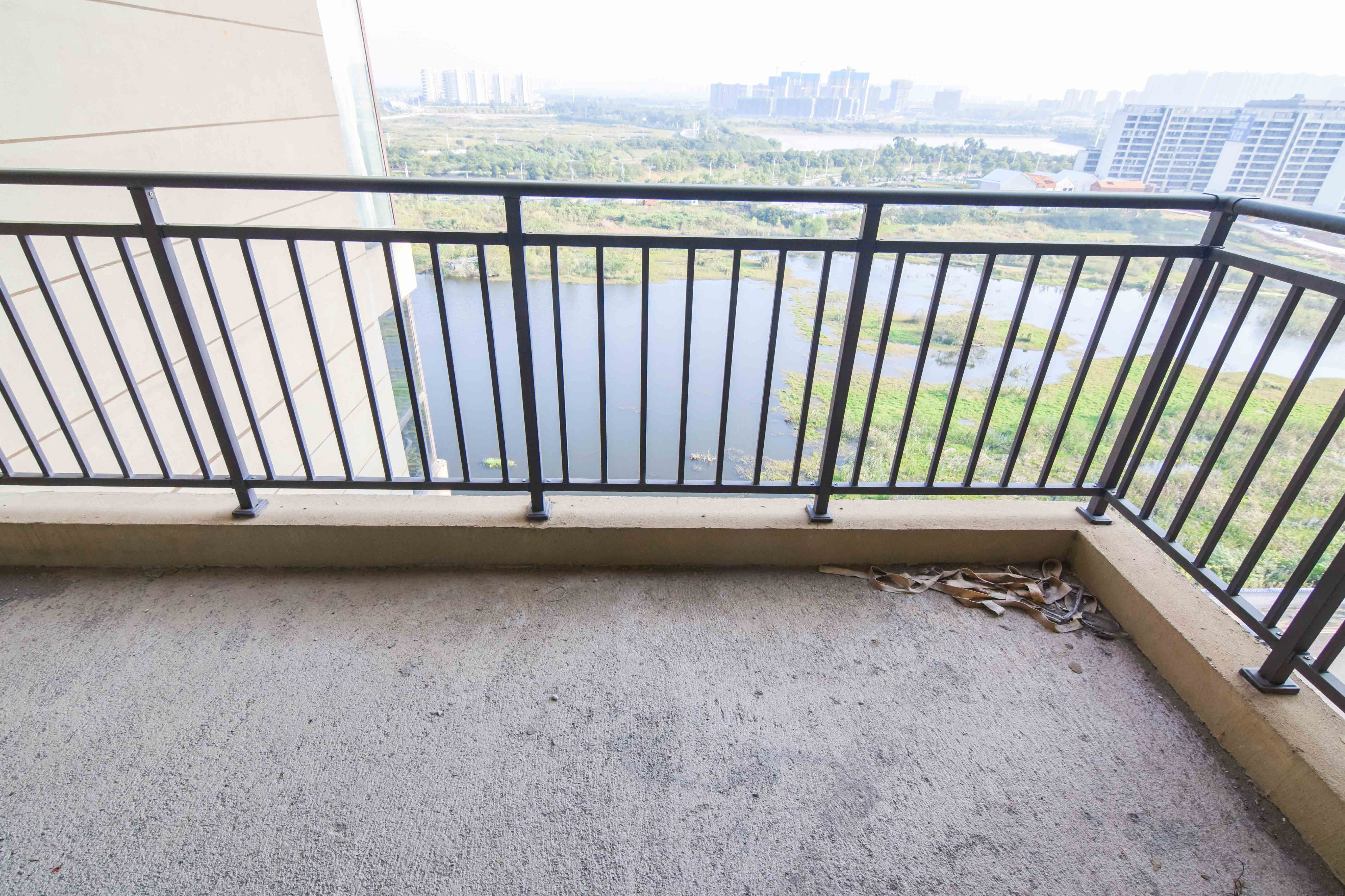 华润桃源里  4室2厅2卫    75.0万 华润桃源里  4室2厅2卫    75.0万阳台