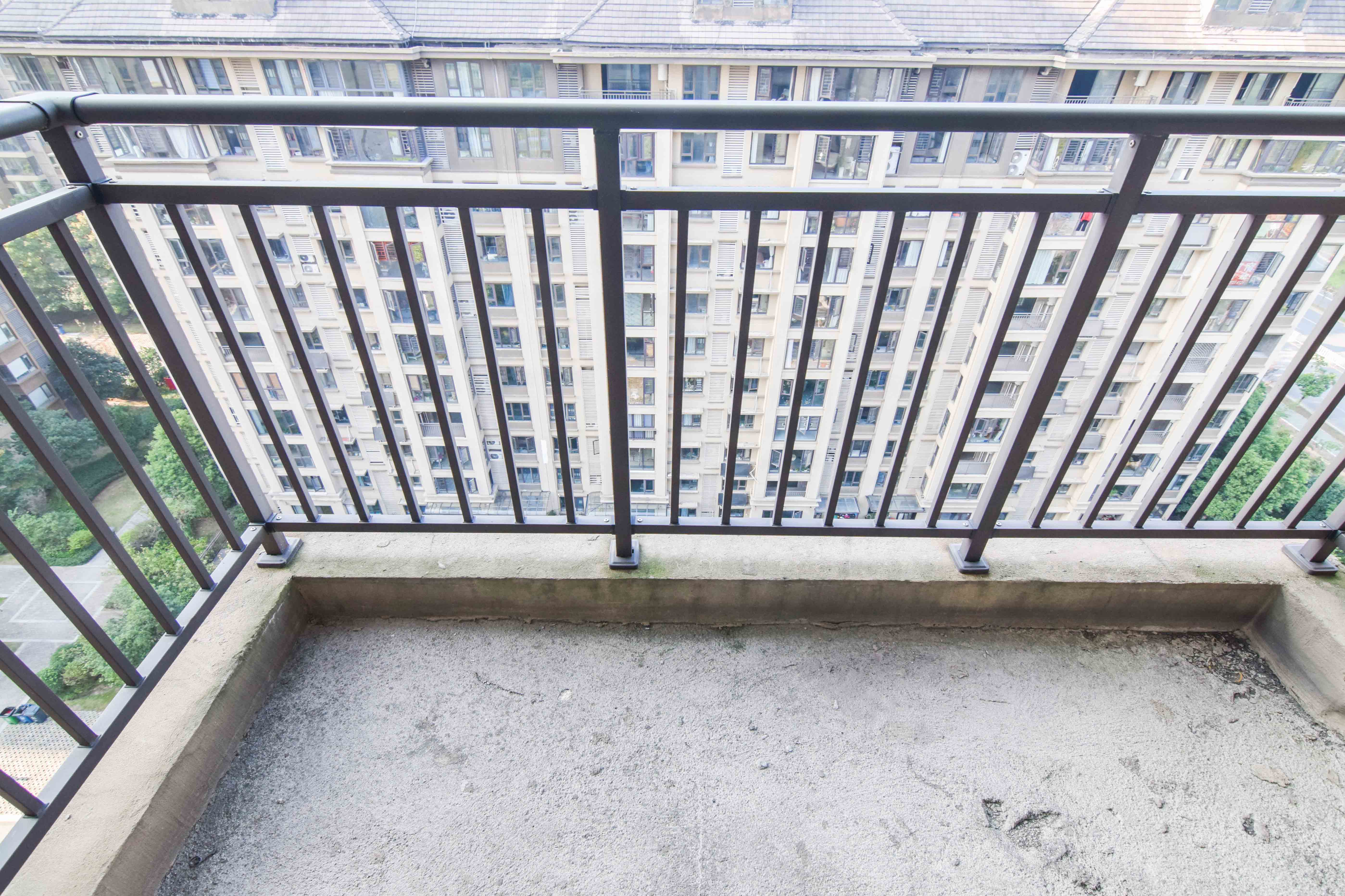 华润桃源里  4室2厅2卫    75.0万 华润桃源里  4室2厅2卫    75.0万阳台