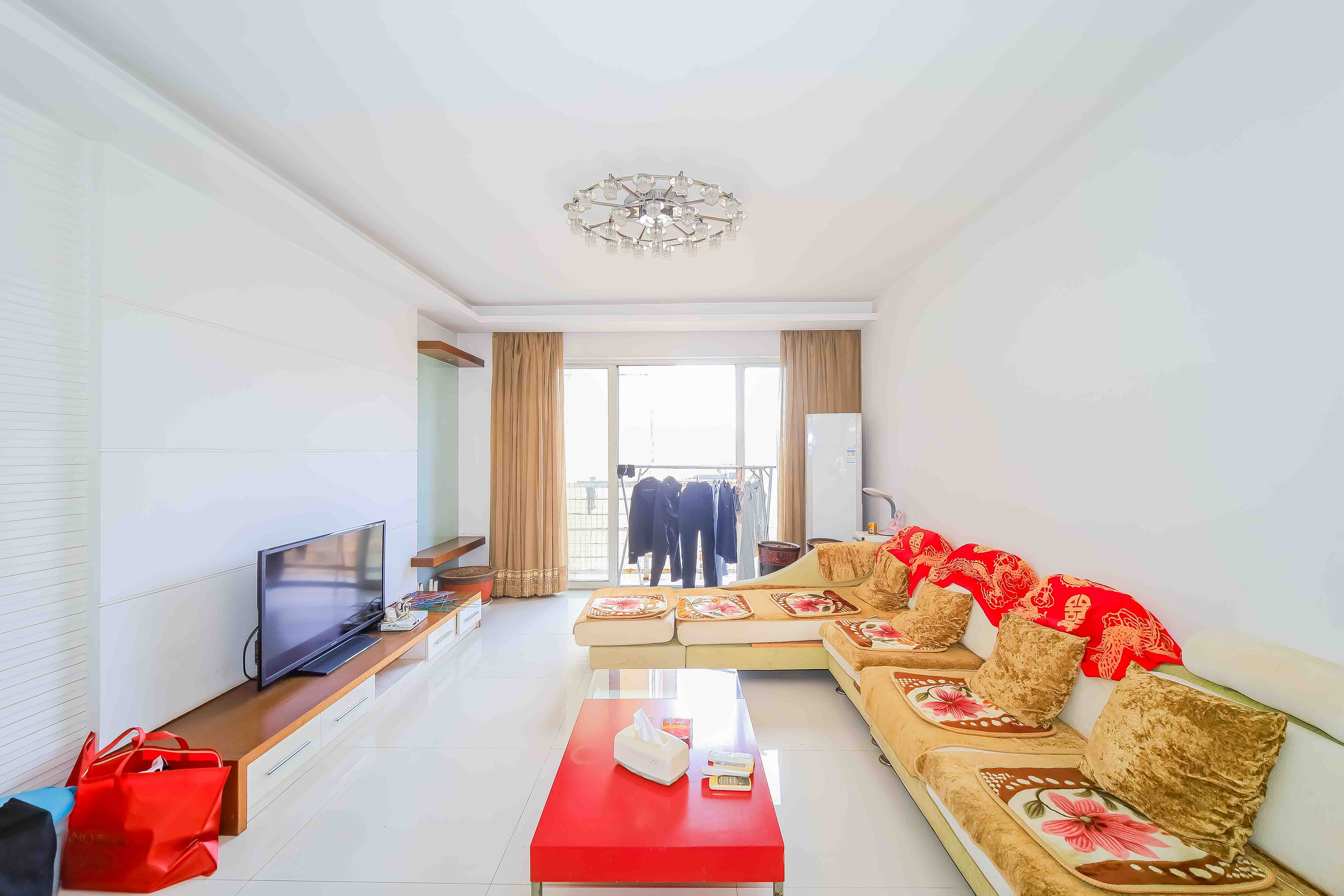 亚华香舍花都  4室2厅2卫    136.0万 亚华香舍花都  4室2厅2卫    136.0万