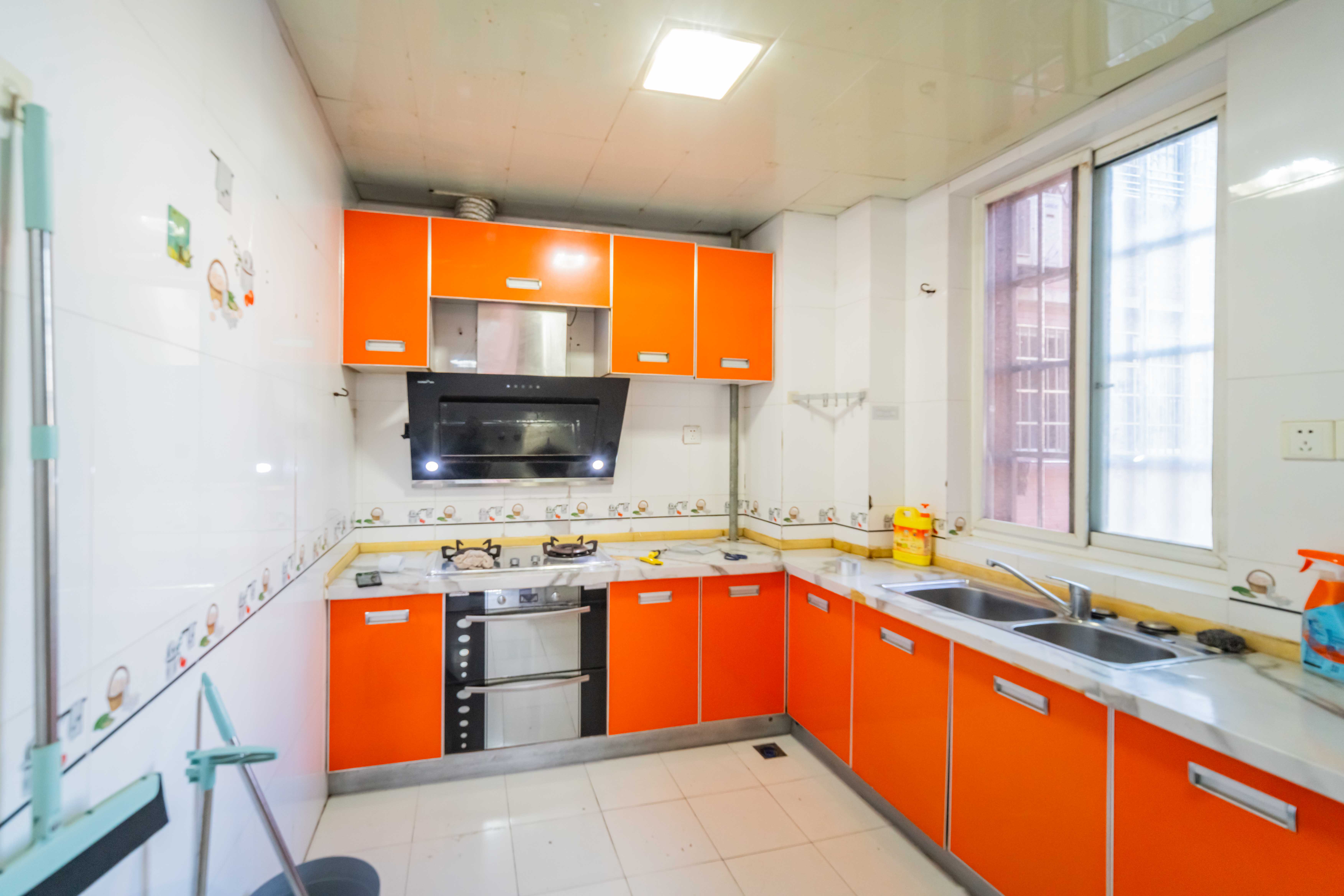 鑫兴佳园 2室2厅1卫 68.0万 鑫兴佳园 2室2厅1卫 68.0万厨房