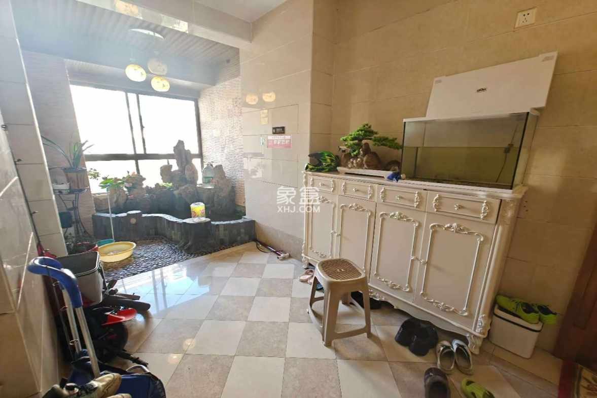 佳兆业金域天下一期 4室2厅3卫 186.0万 佳兆业金域天下一期 4室2厅3卫 186.0万室内图