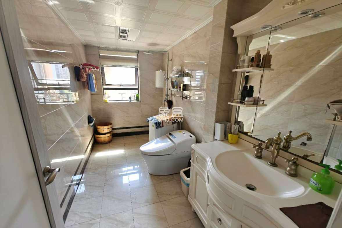 佳兆业金域天下一期 4室2厅3卫 186.0万 佳兆业金域天下一期 4室2厅3卫 186.0万室内图