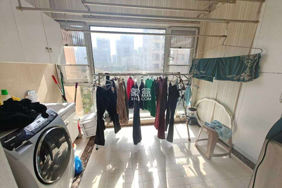 佳兆业金域天下一期 4室2厅3卫 186.0万 佳兆业金域天下一期 4室2厅3卫 186.0万室内图