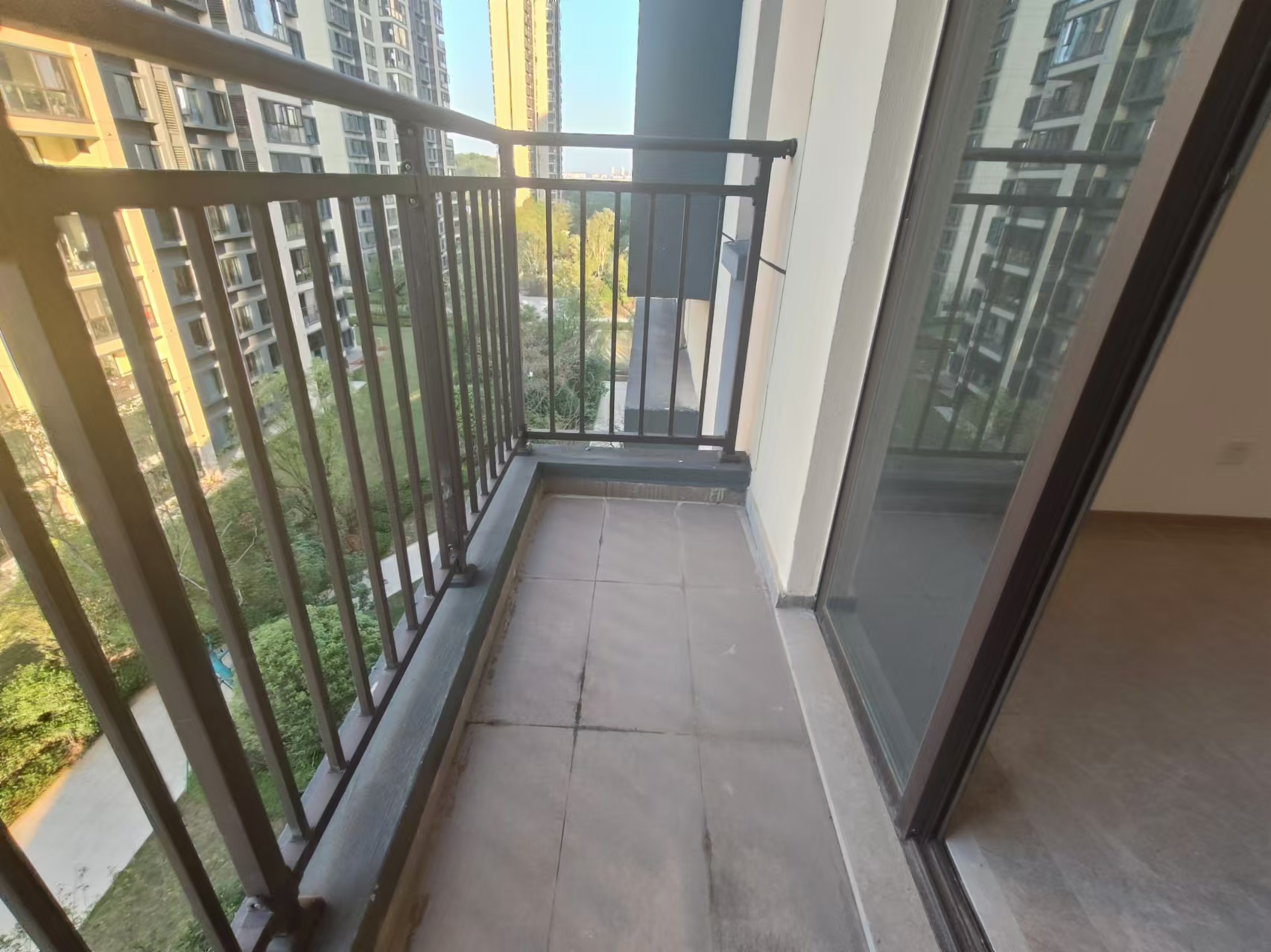 金茂如茂苑 4室2厅2卫 75.8万 金茂如茂苑 4室2厅2卫 75.8万室内图