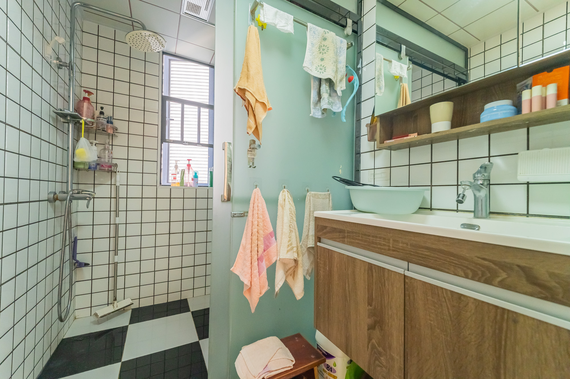 恒基凯旋门三期 2室2厅1卫 82.8万 恒基凯旋门三期 2室2厅1卫 82.8万卫生间