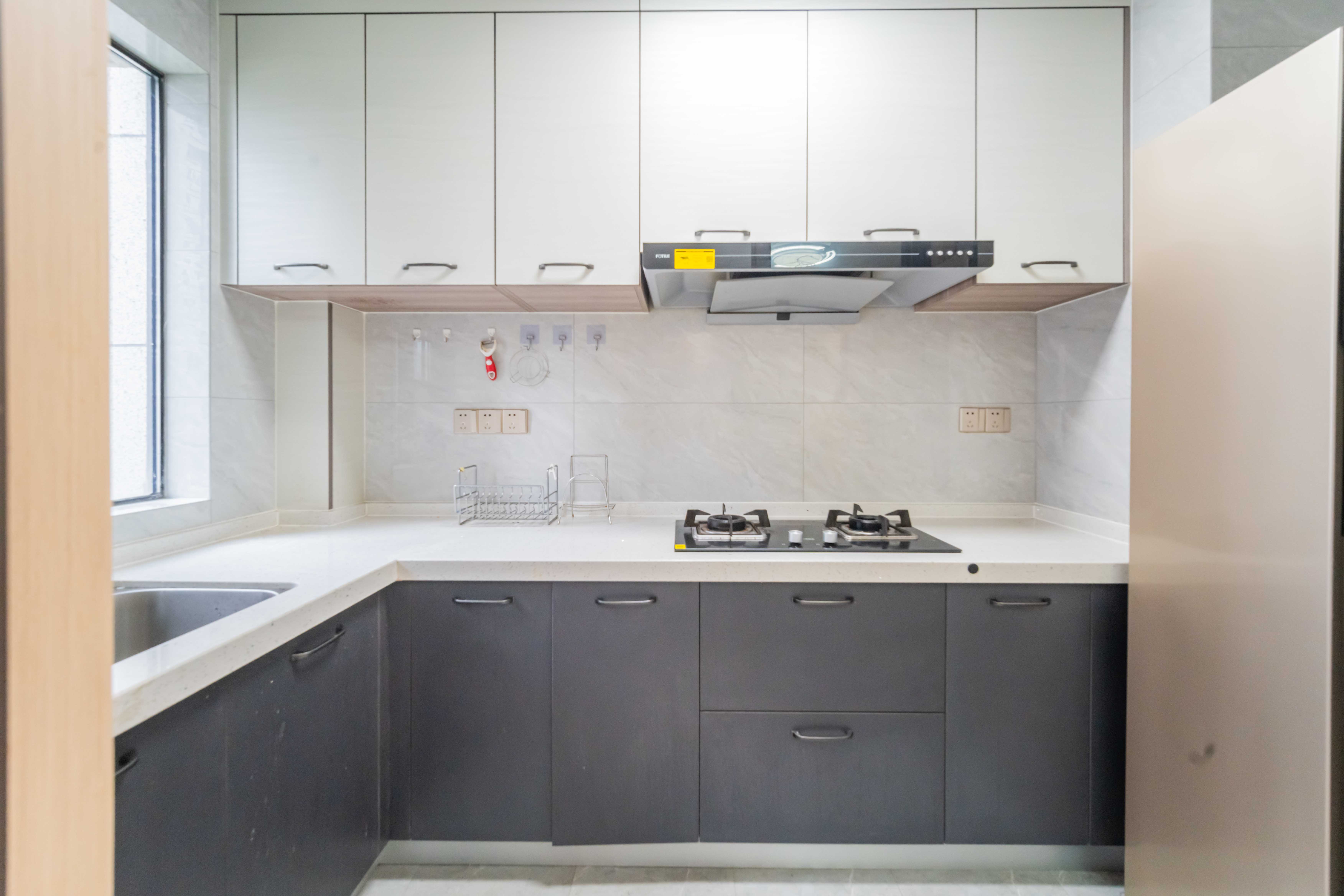 阳光城尚东湾愉景苑  4室2厅2卫    169.0万厨房