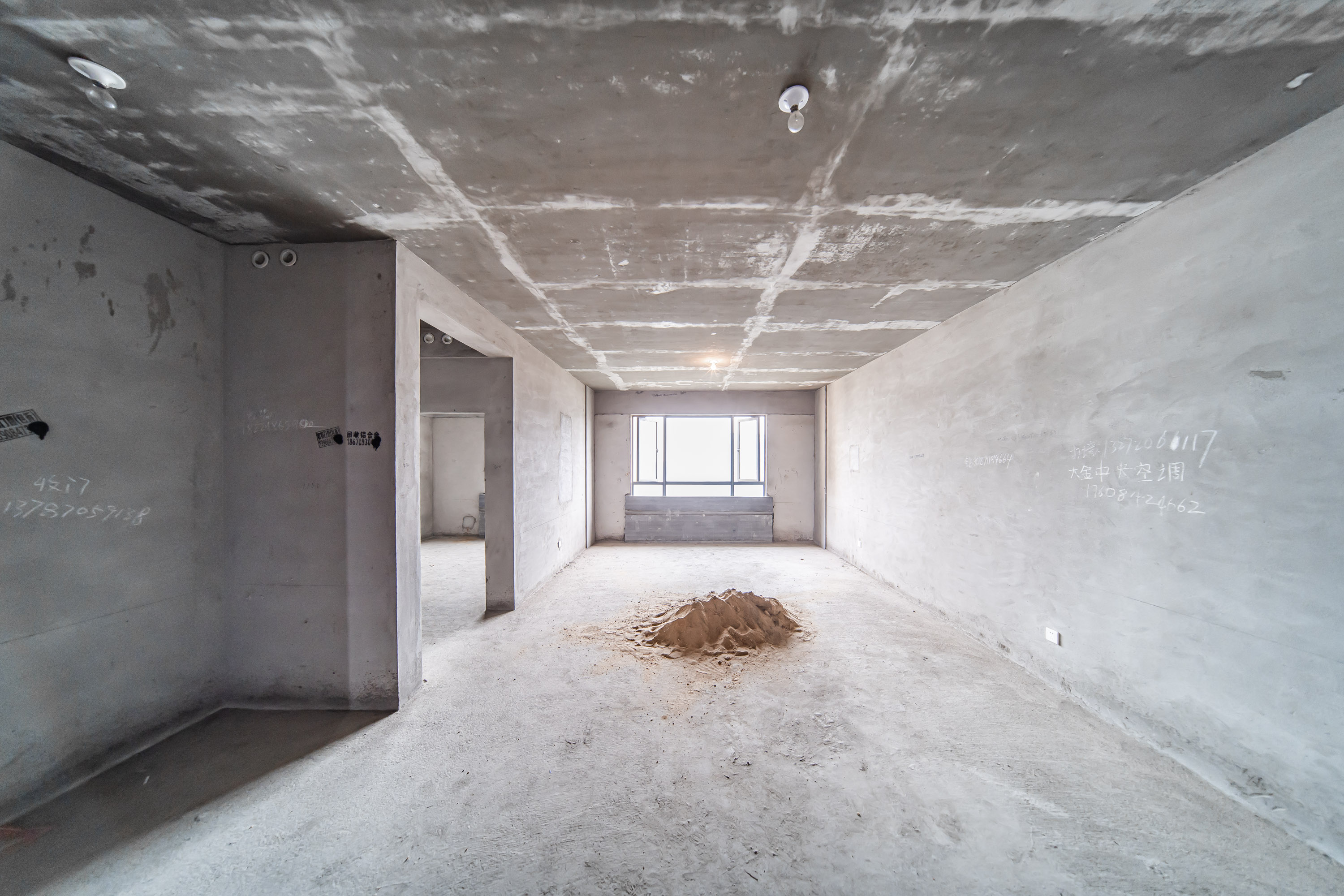 兰亭湾畔 4室2厅3卫 188.0万 兰亭湾畔 4室2厅3卫 188.0万客厅