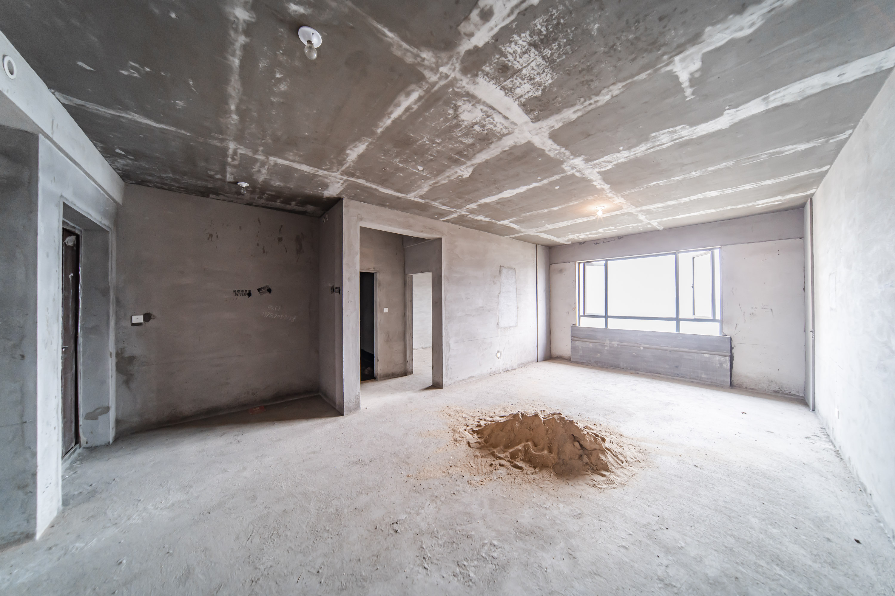 兰亭湾畔 4室2厅3卫 188.0万 兰亭湾畔 4室2厅3卫 188.0万客厅