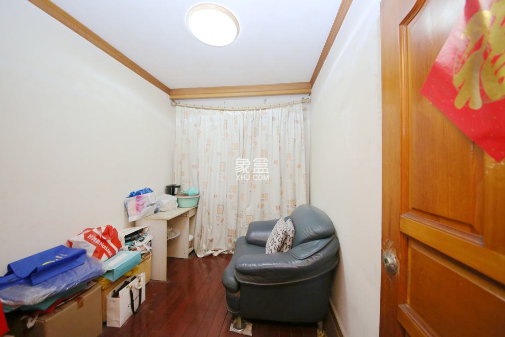 朝陽一、二村  3室2廳1衛(wèi)   62.80萬