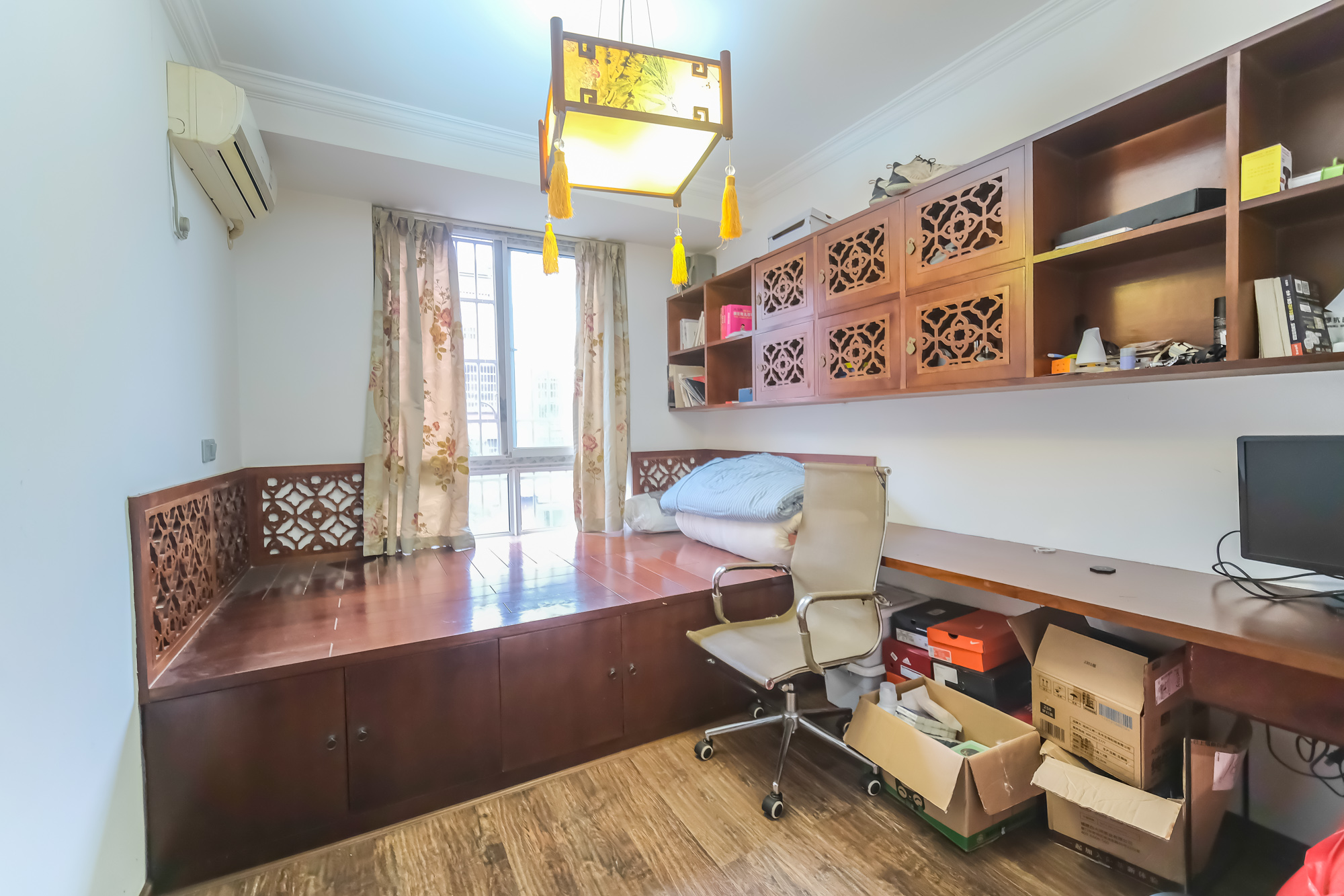 山水湾 3室2厅1卫 65.0万 山水湾 3室2厅1卫 65.0万卧室