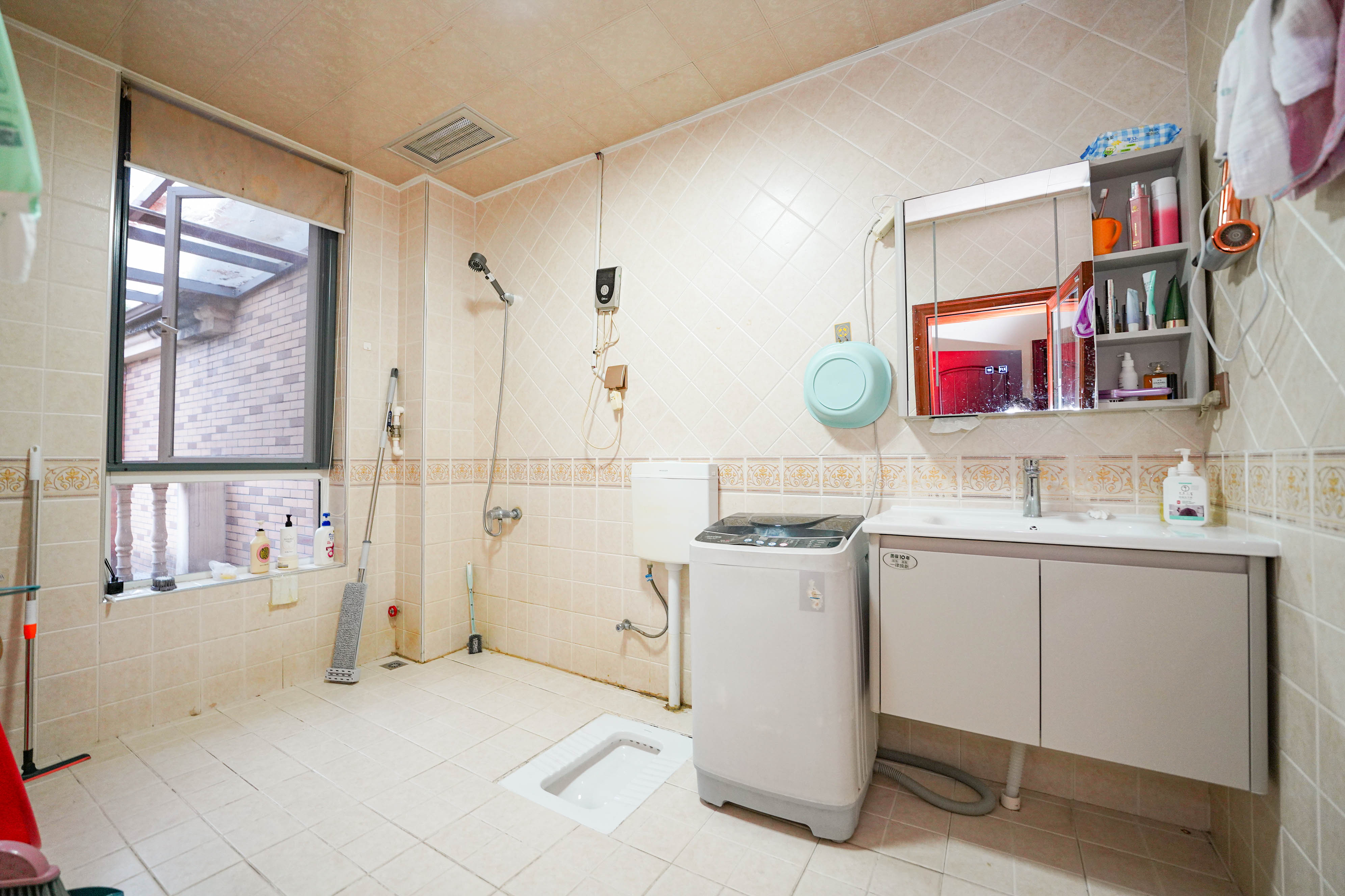 格兰小镇  5室2厅3卫    368.0万 格兰小镇  5室2厅3卫    368.0万其他