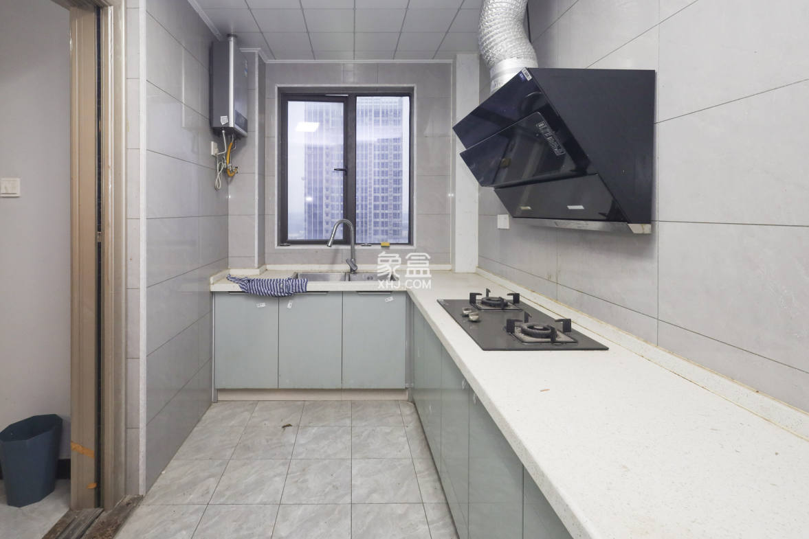 美来美城市广场 4室2厅2卫 88.0万 美来美城市广场 4室2厅2卫 88.0万厨房