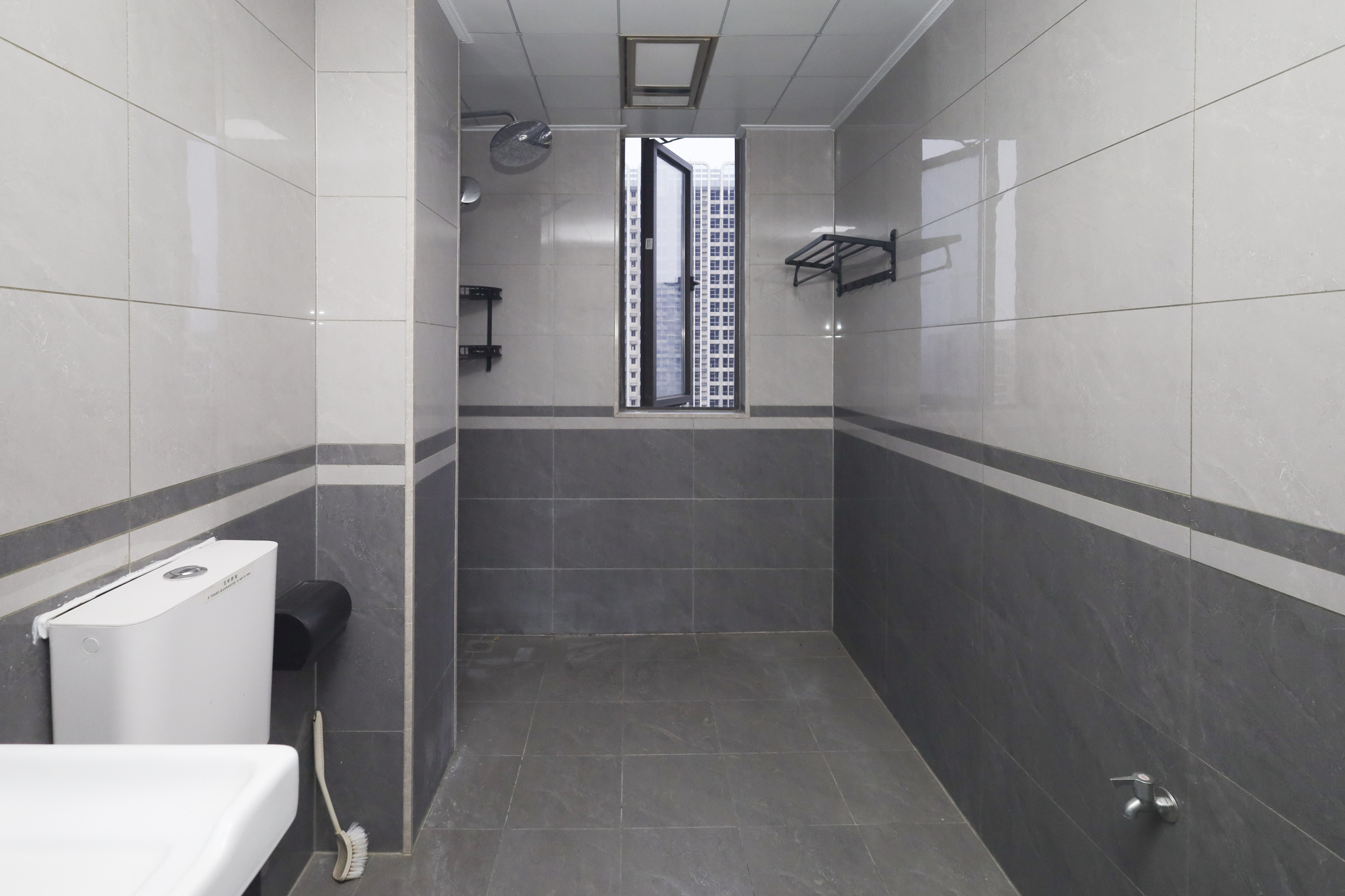 美来美城市广场 4室2厅2卫 88.0万 美来美城市广场 4室2厅2卫 88.0万卫生间