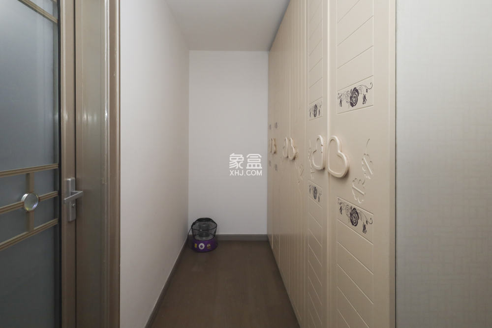 美來美城市廣場  4室2廳2衛(wèi)   88.00萬