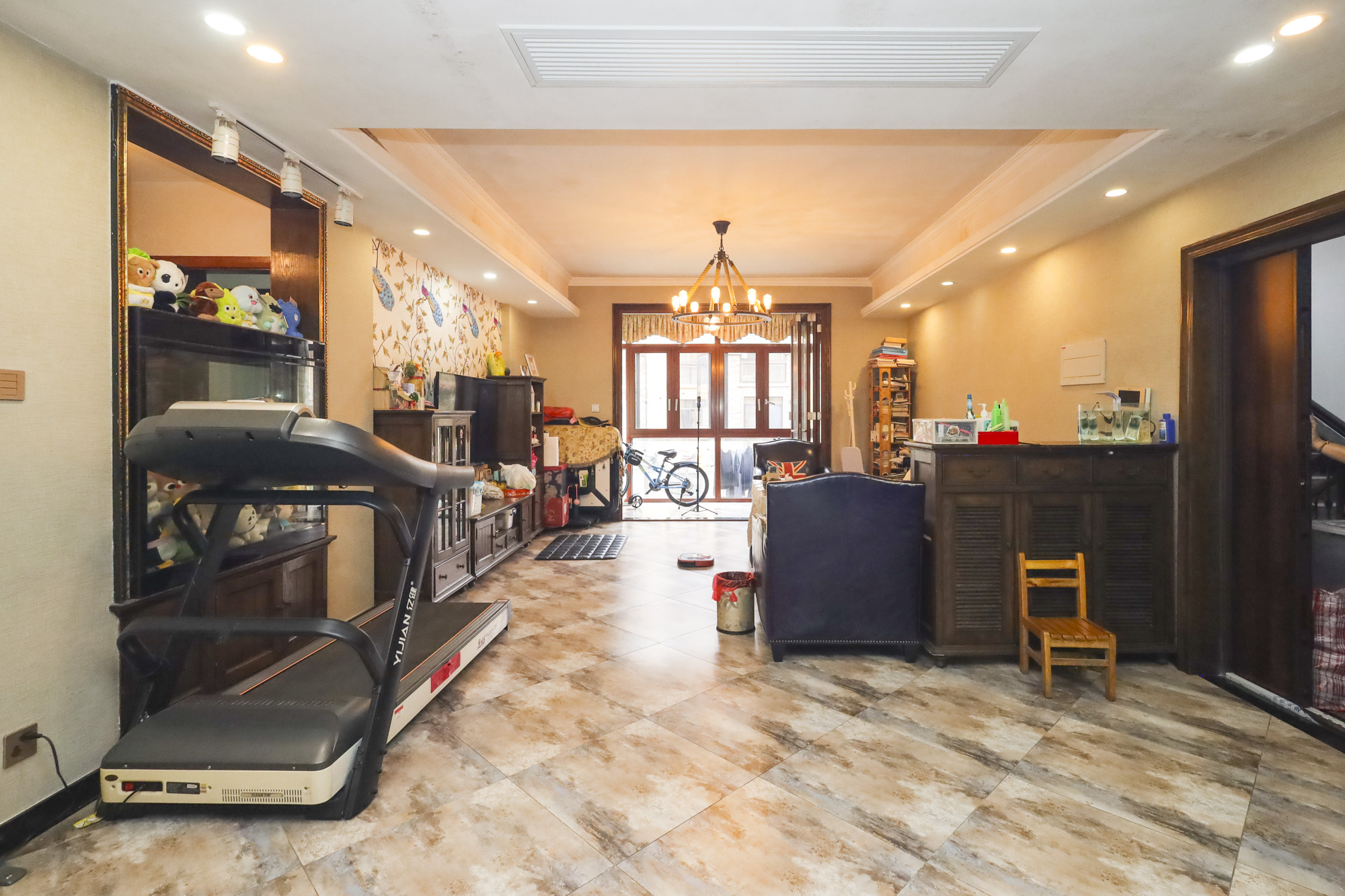 幸福考拉 4室2厅2卫 142.0万 幸福考拉 4室2厅2卫 142.0万客厅