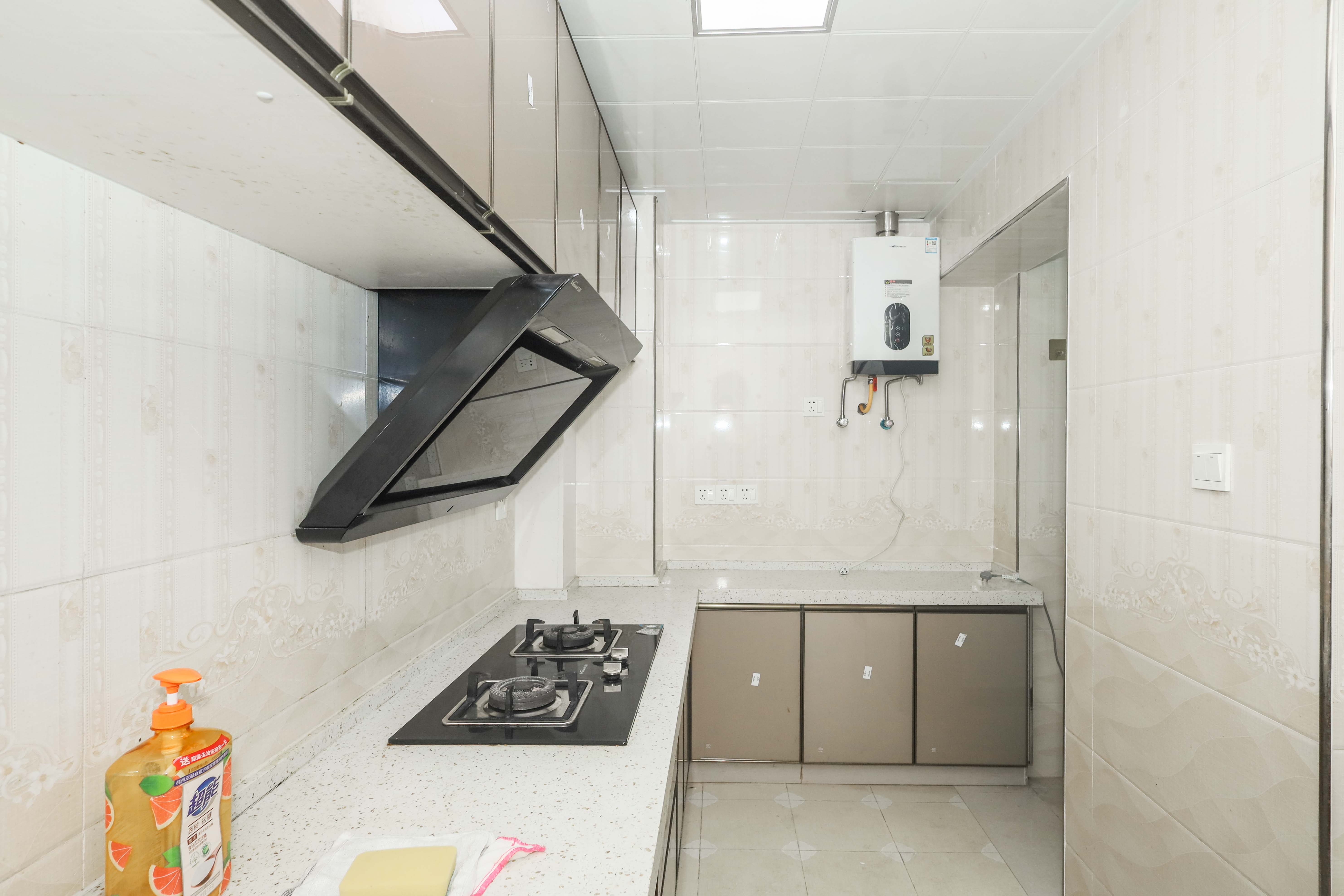 中国铁建梅溪青秀二期 3室2厅2卫 160.0万 中国铁建梅溪青秀二期 3室2厅2卫 160.0万厨房