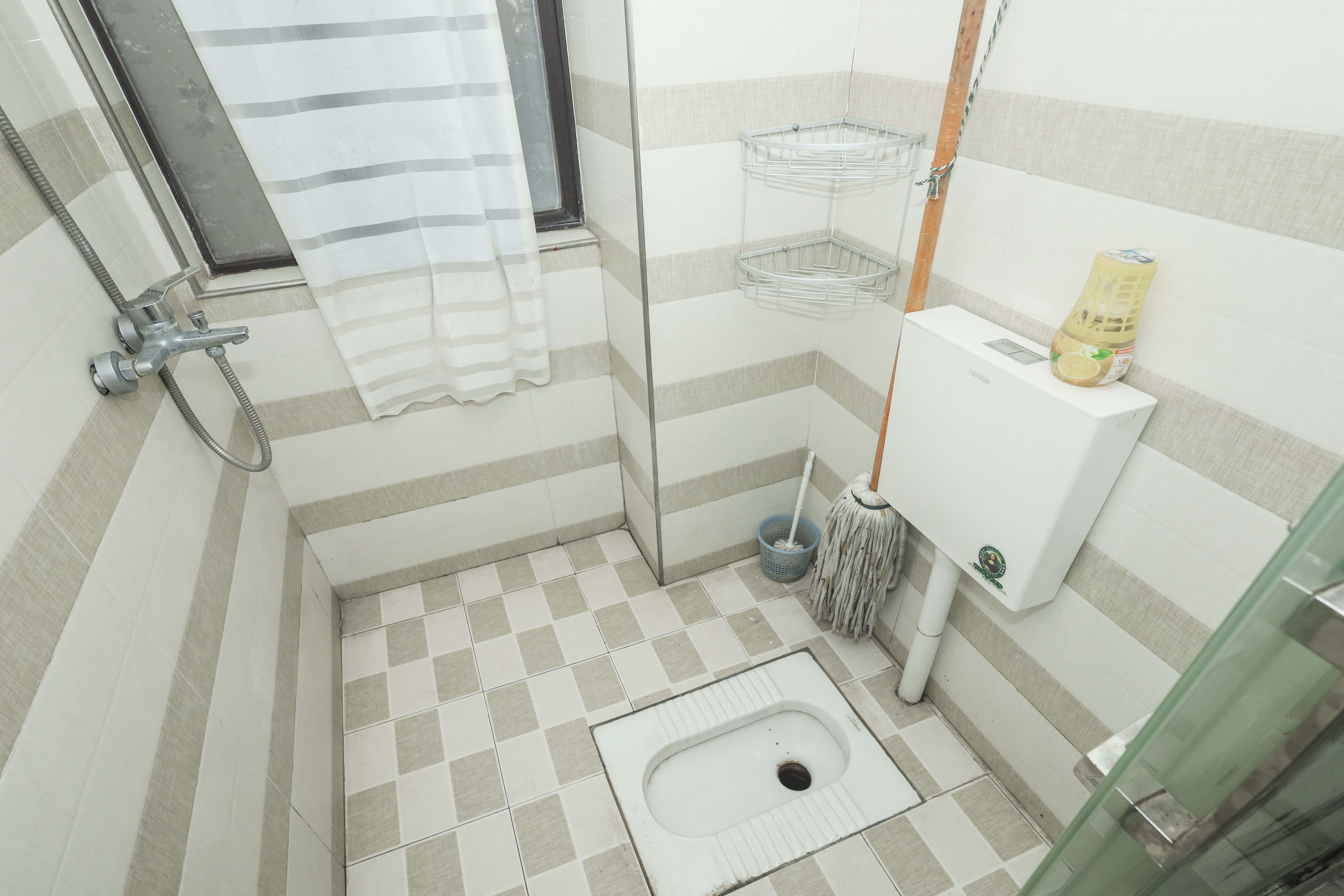 中国铁建梅溪青秀二期 3室2厅2卫 160.0万 中国铁建梅溪青秀二期 3室2厅2卫 160.0万卫生间