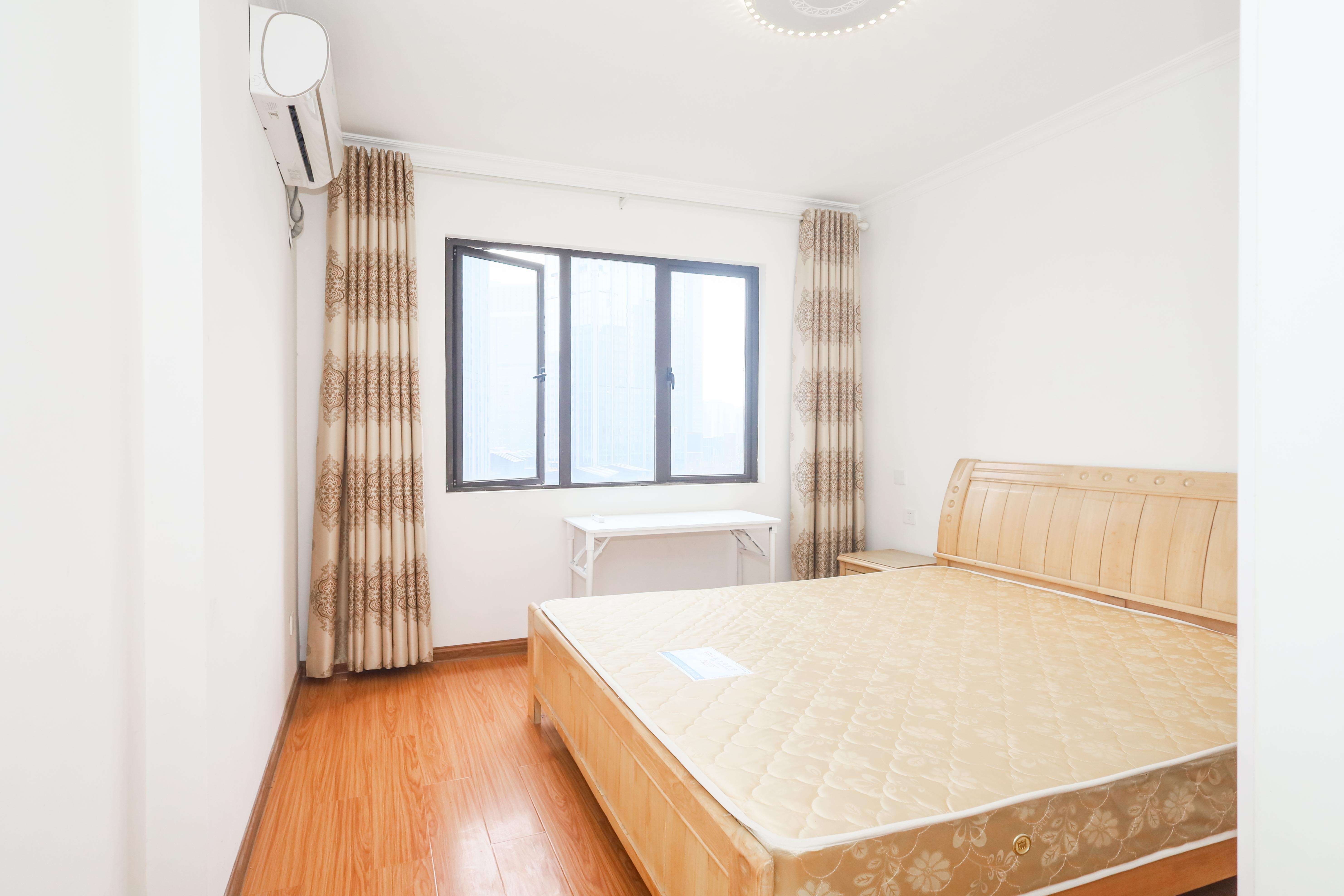 中国铁建梅溪青秀二期 3室2厅2卫 160.0万 中国铁建梅溪青秀二期 3室2厅2卫 160.0万卧室