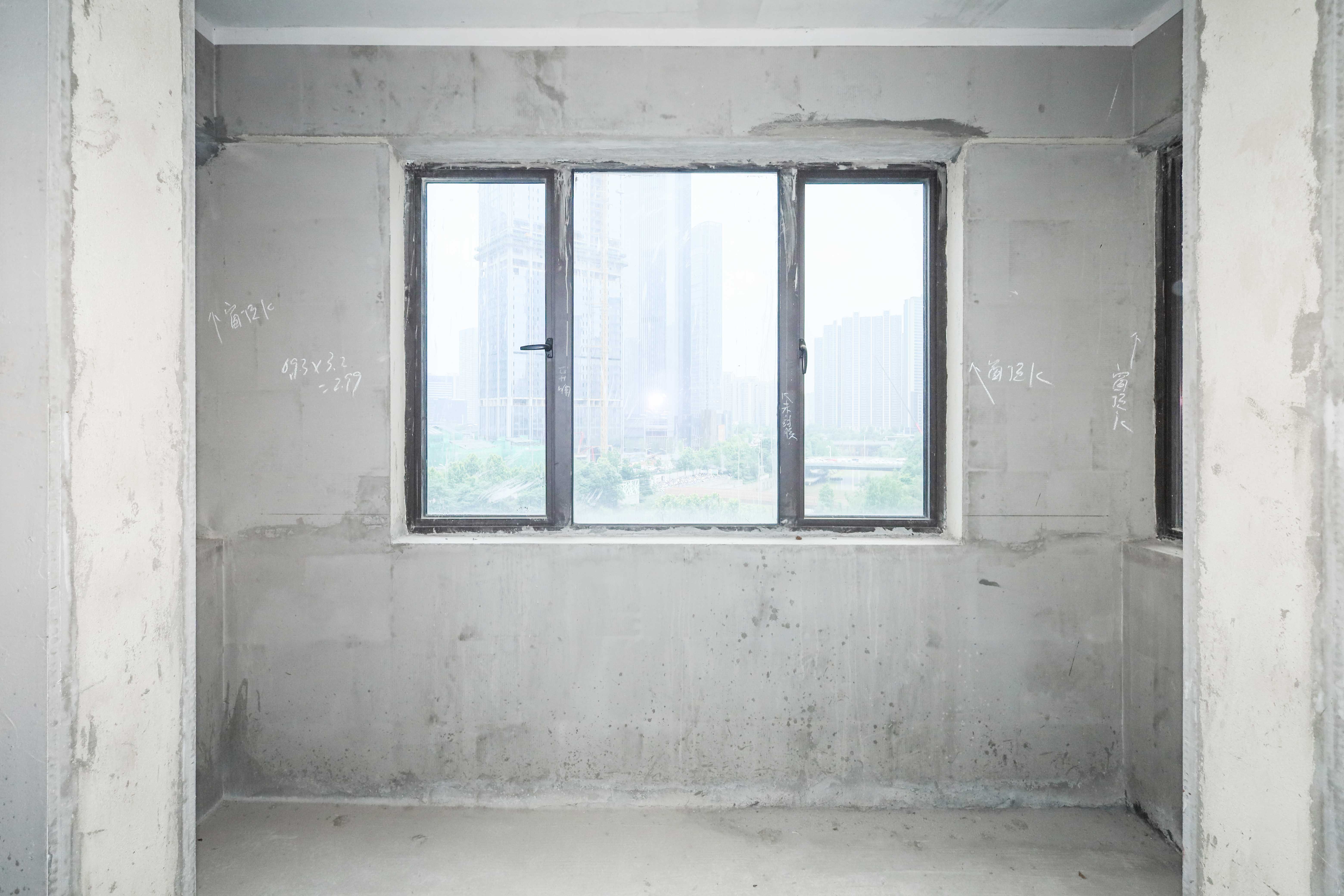 中国铁建梅溪青秀二期  3室2厅2卫   148.00万阳台