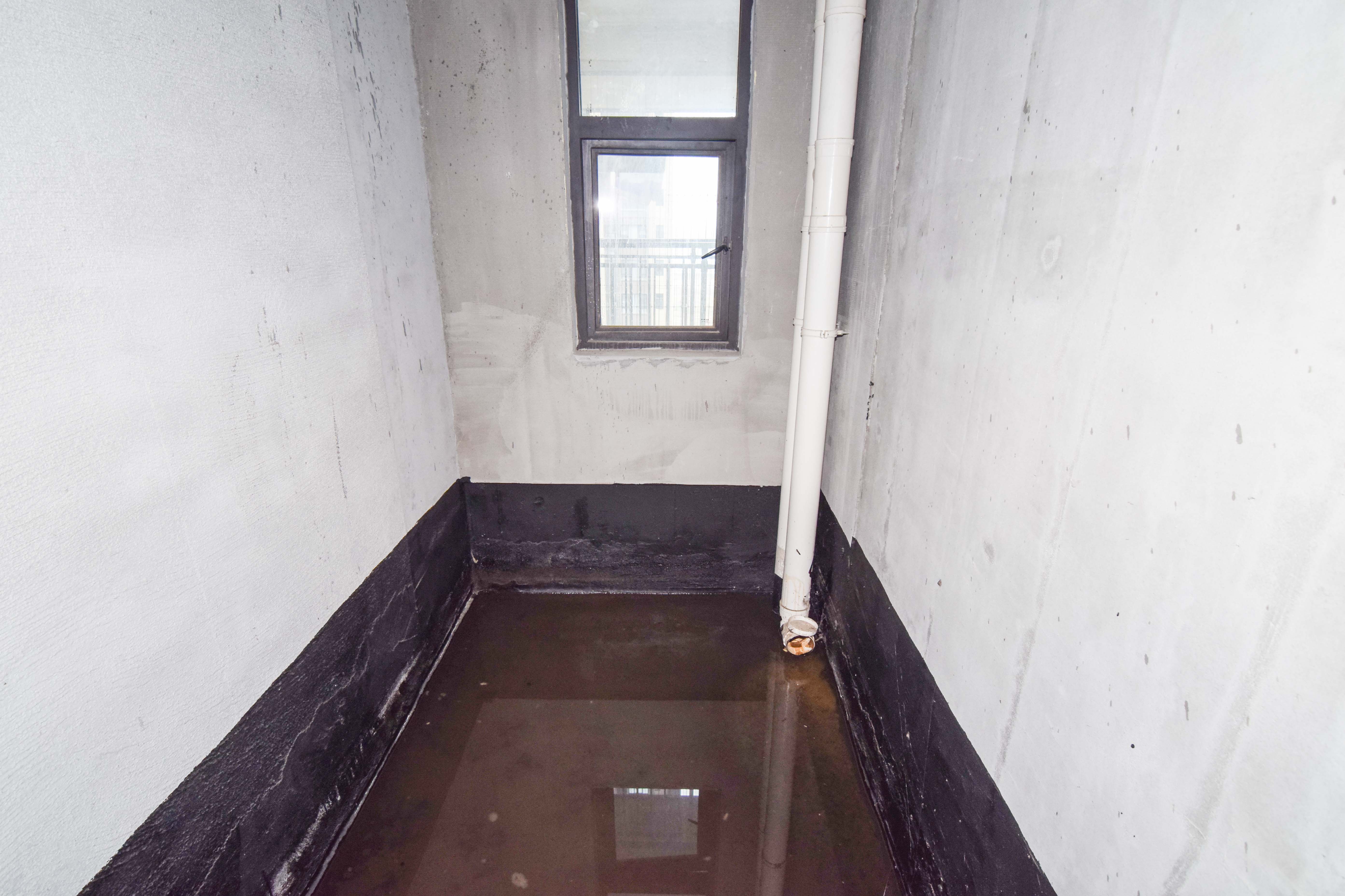 大汉汉府一期 3室2厅2卫 75.0万 大汉汉府一期 3室2厅2卫 75.0万卫生间