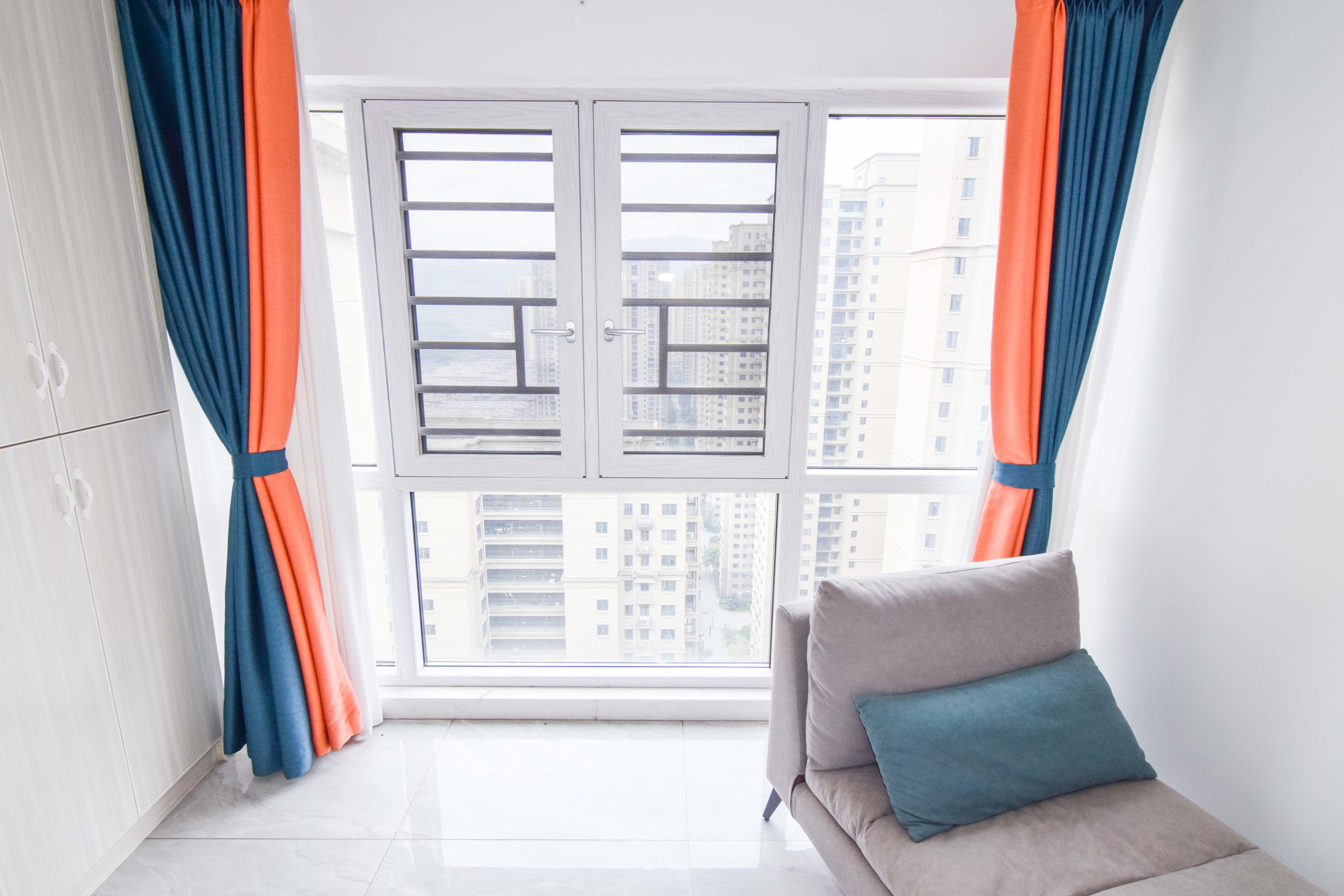 澳海澜庭 3室2厅2卫 85.0万 澳海澜庭 3室2厅2卫 85.0万阳台