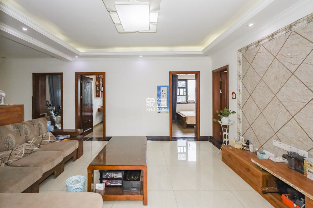 钰龙天下二期（钰龙佳园）  5室1厅1卫    255.0万