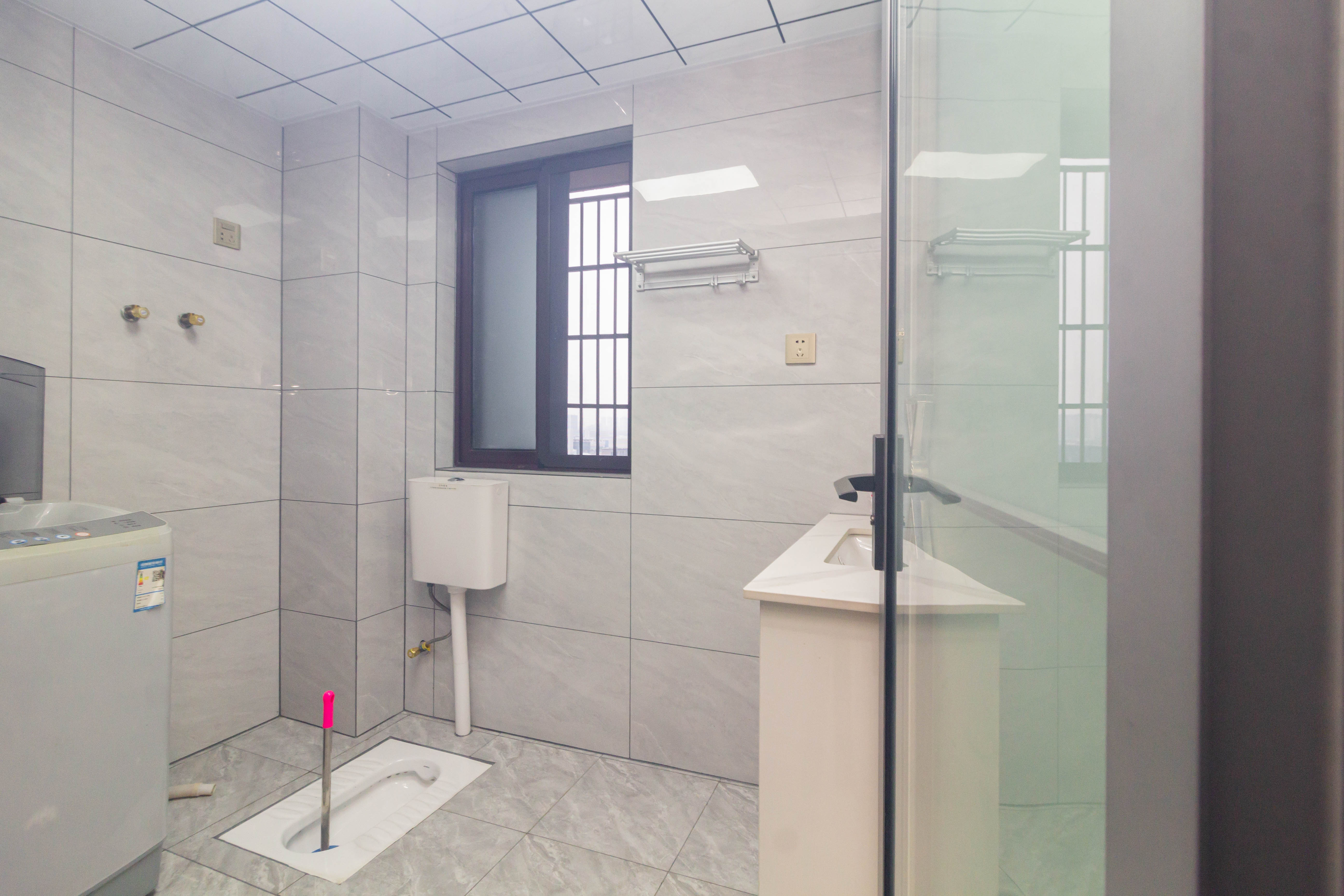 东方美地 4室2厅2卫 108.8万 东方美地 4室2厅2卫 108.8万卫生间