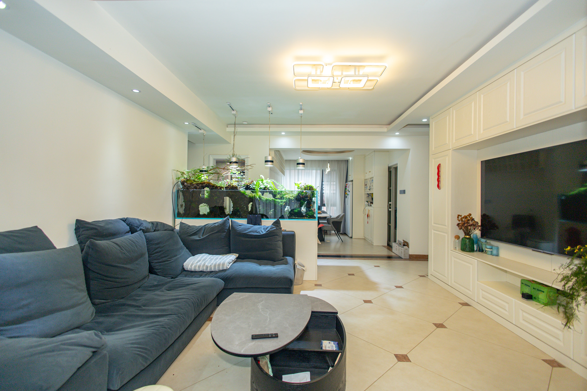 华润凤凰城二期  4室2厅2卫    145.0万 华润凤凰城二期  4室2厅2卫    145.0万客厅