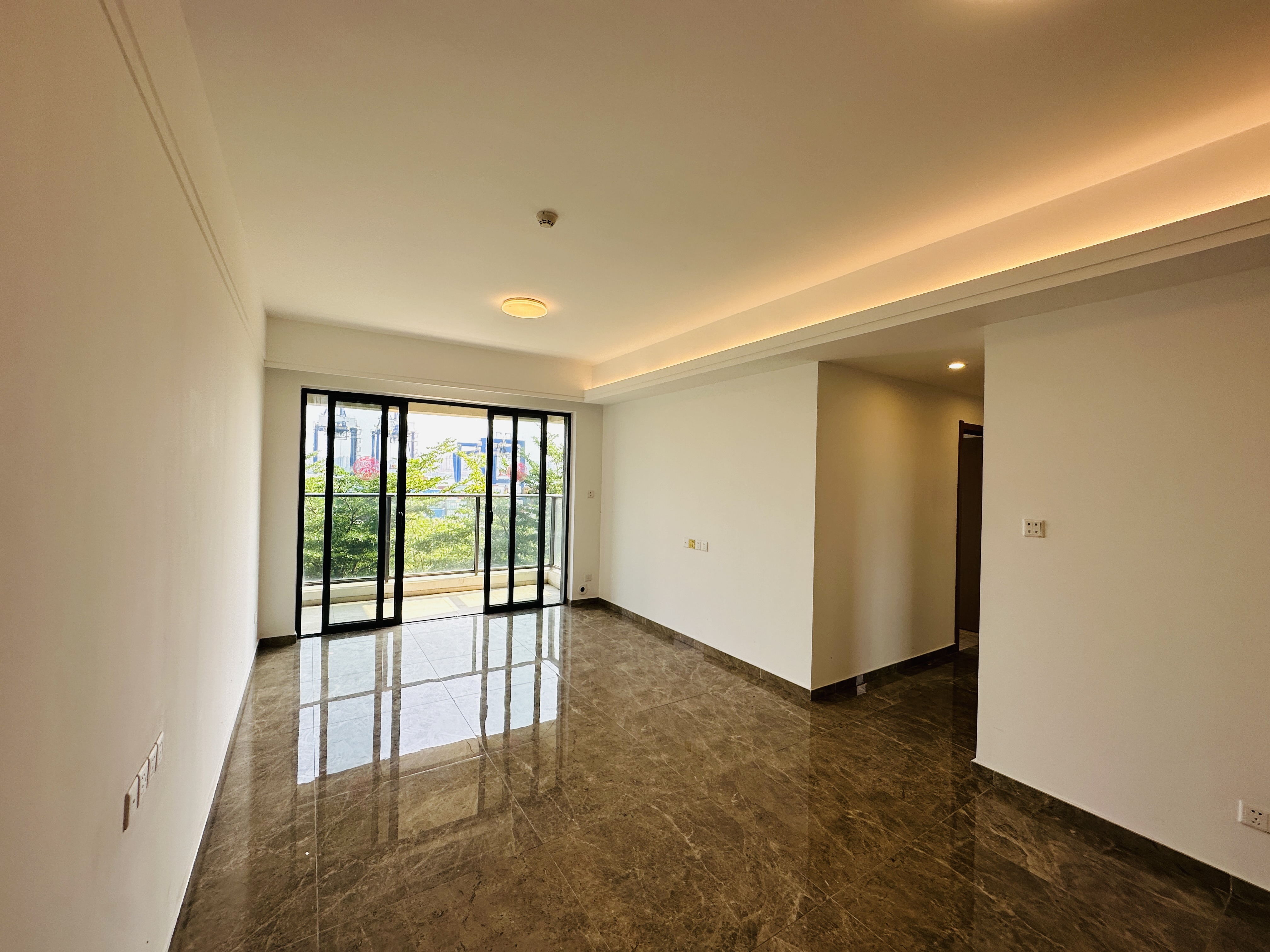 保利中央海岸四期(淳境、淳域)  3室2厅2卫    199.0万 保利中央海岸四期(淳境、淳域)  3室2厅2卫    199.0万客厅