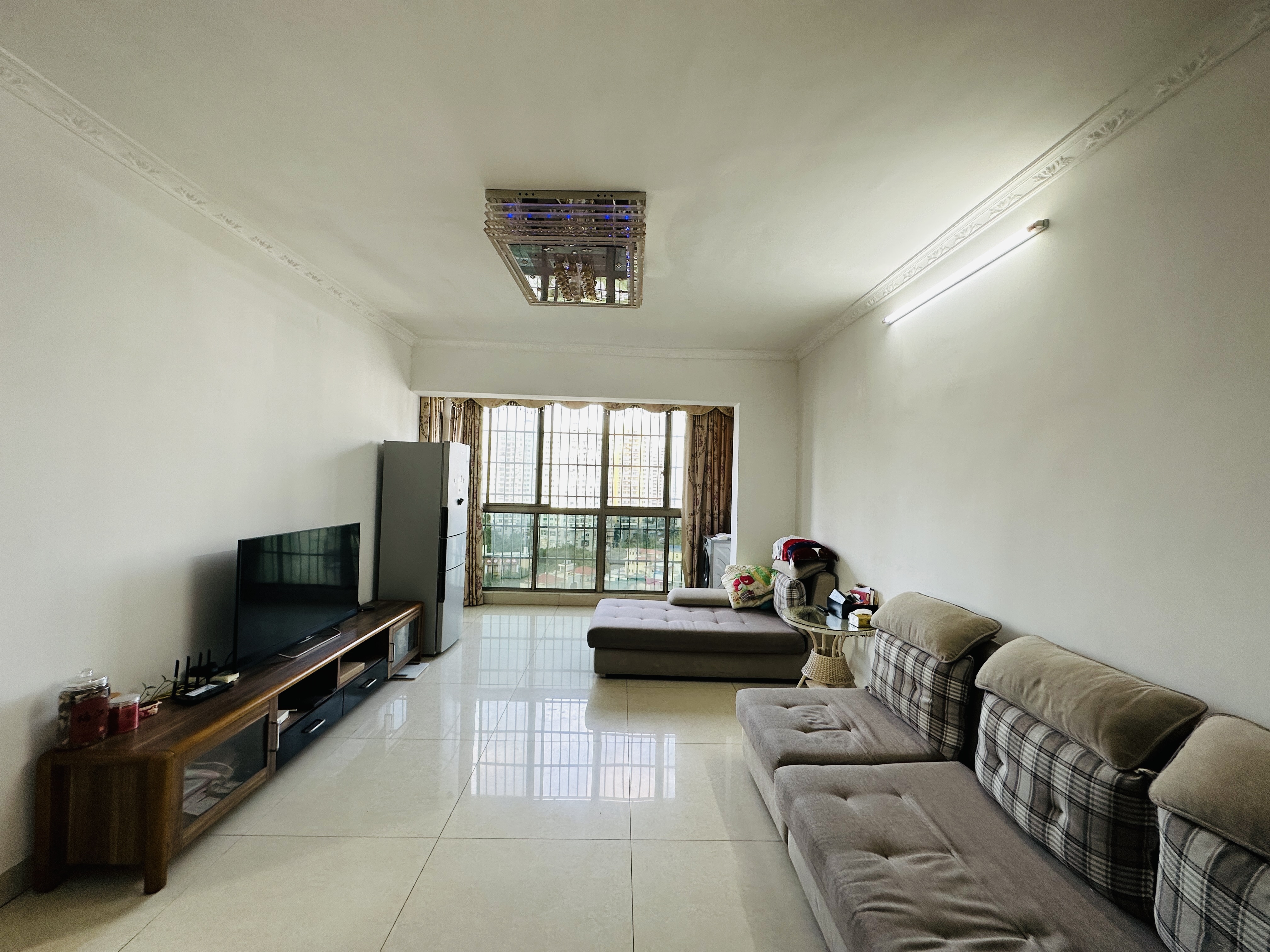 新家园 3室2厅2卫 155.23万 新家园 3室2厅2卫 155.23万客厅