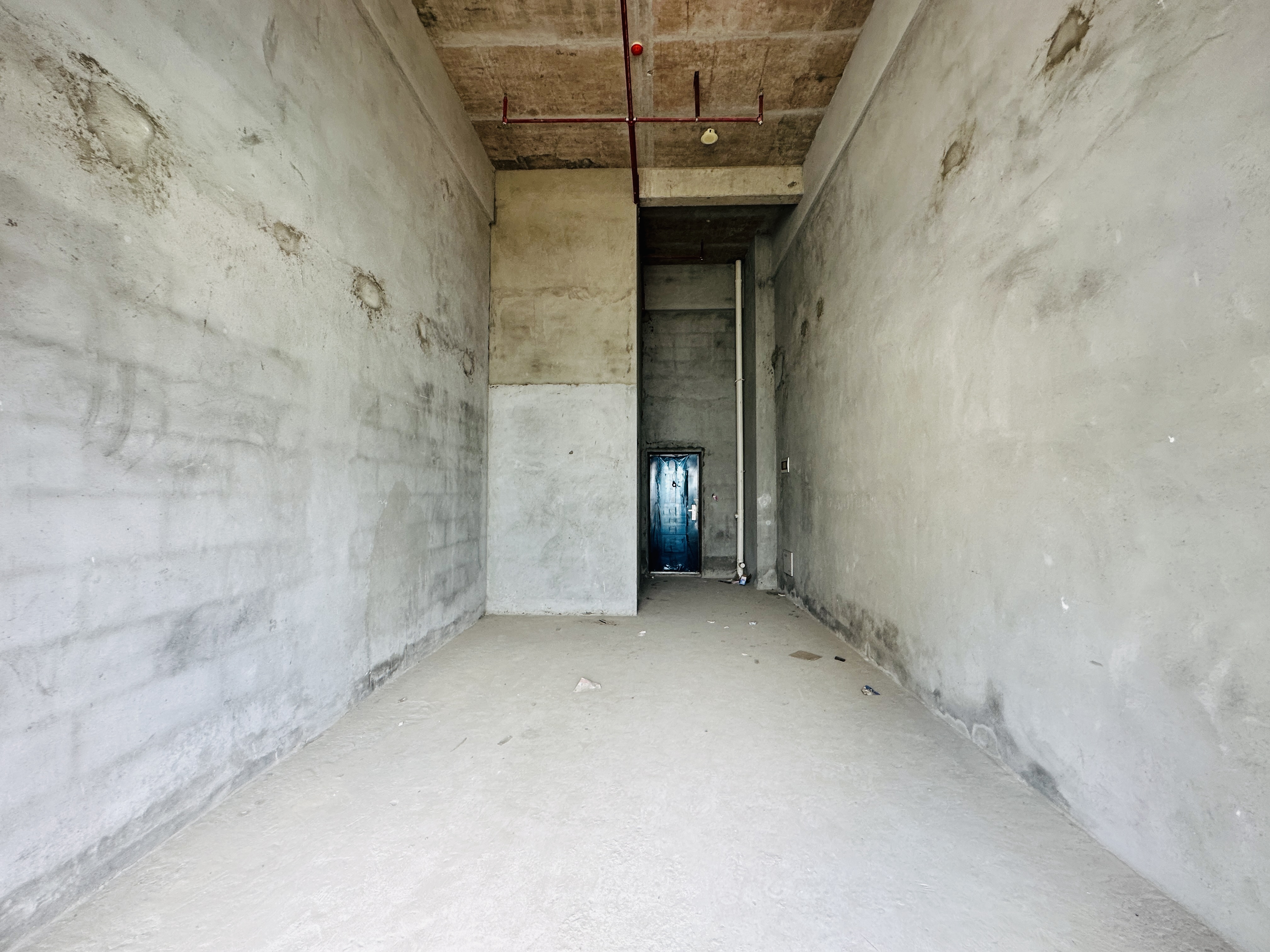 锦地翰城四期  3室2厅2卫    88.0万 锦地翰城四期  3室2厅2卫    88.0万客厅