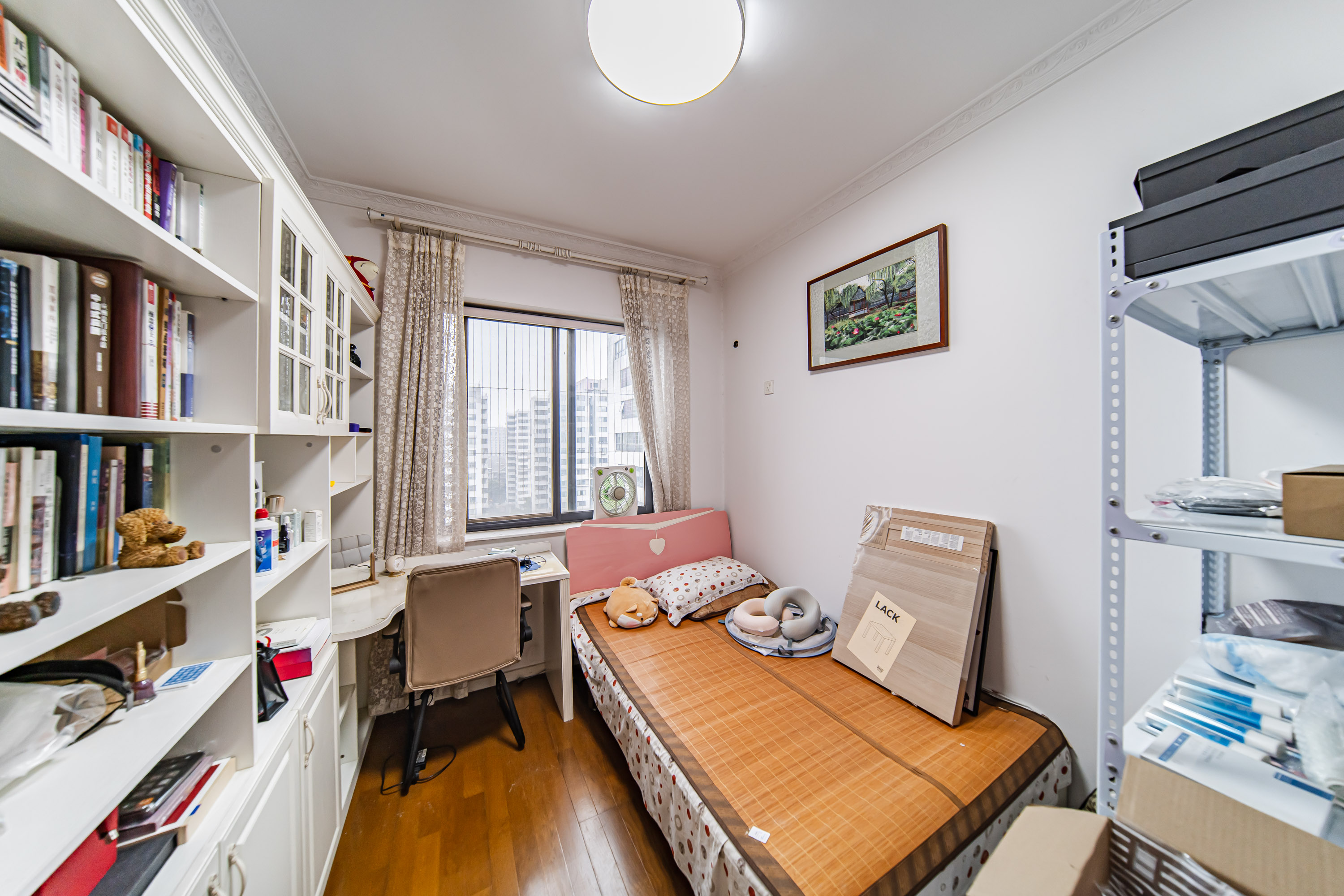 阳光100一期、四五期 3室2厅2卫 129.0万 阳光100一期、四五期 3室2厅2卫 129.0万卧室