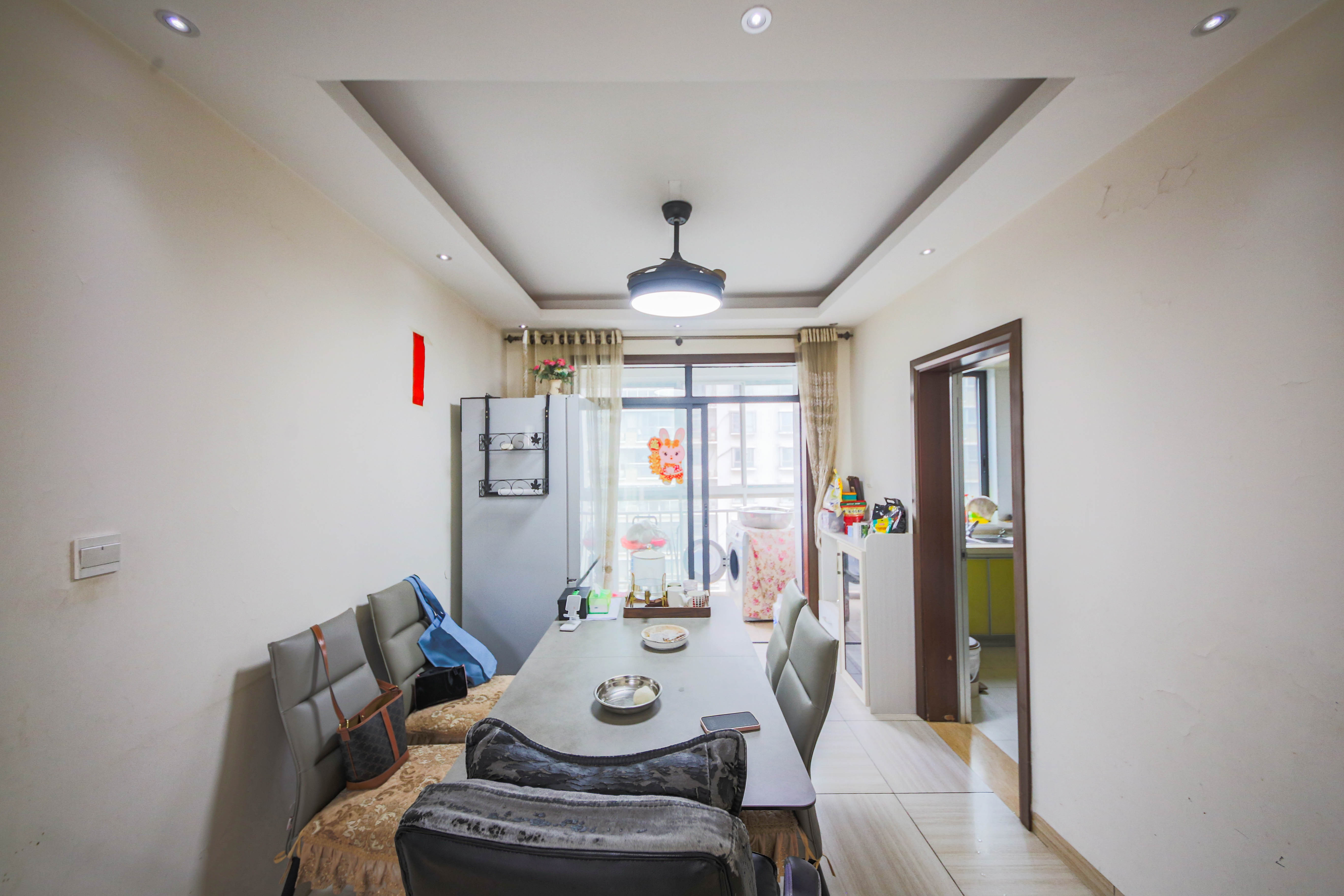 满庭芳小区 3室2厅2卫 126.0万 满庭芳小区 3室2厅2卫 126.0万客厅