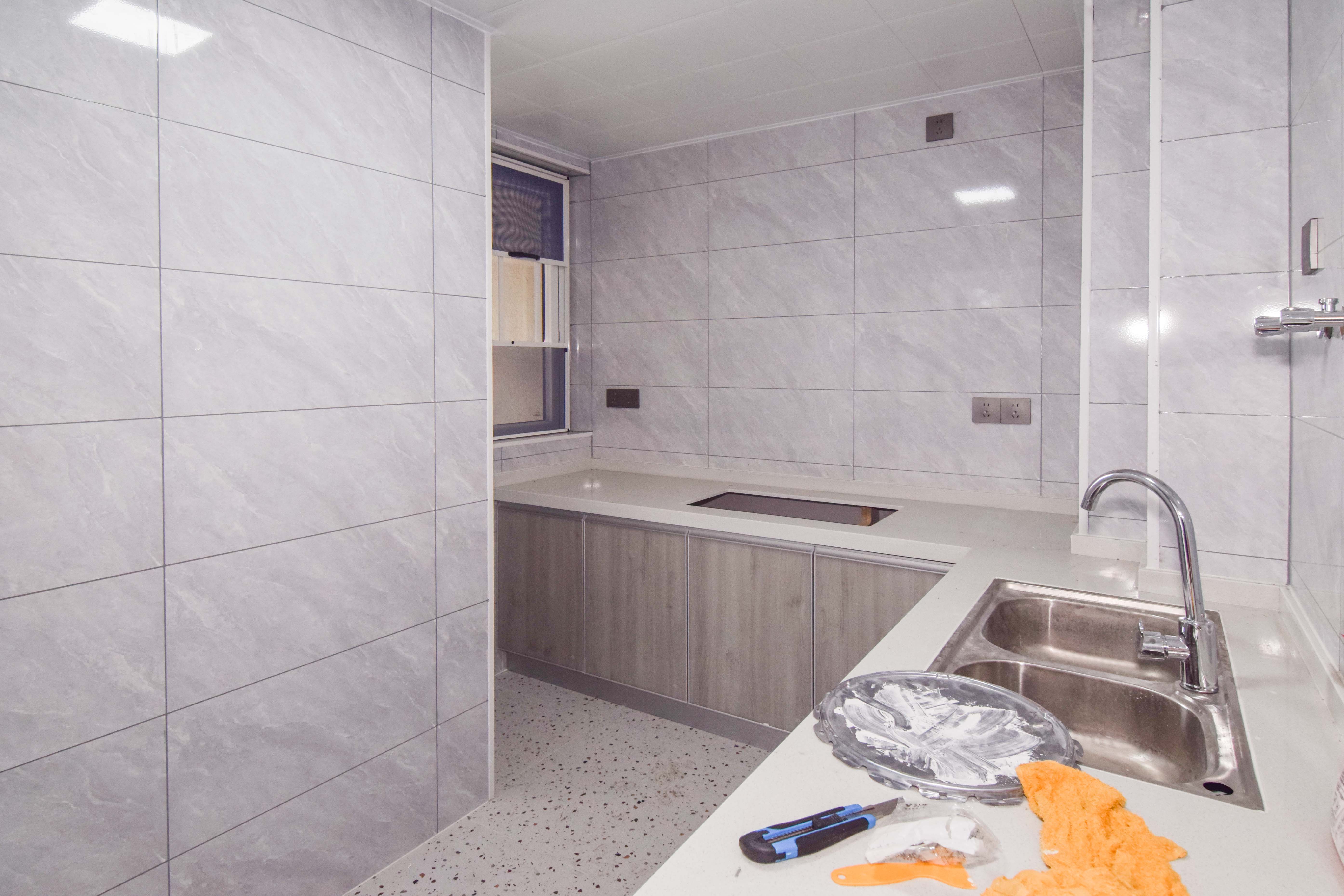 亿达智造小镇望天悦  3室2厅1卫    66.0万 亿达智造小镇望天悦  3室2厅1卫    66.0万厨房