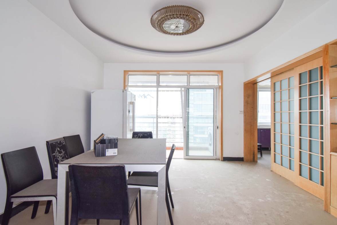 联诚花园 3室2厅2卫 65.0万 联诚花园 3室2厅2卫 65.0万其他