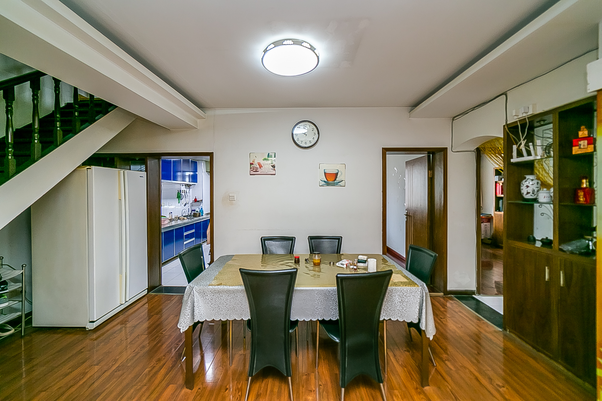 富绿新村 6室2厅3卫 65.0万 富绿新村 6室2厅3卫 65.0万客厅