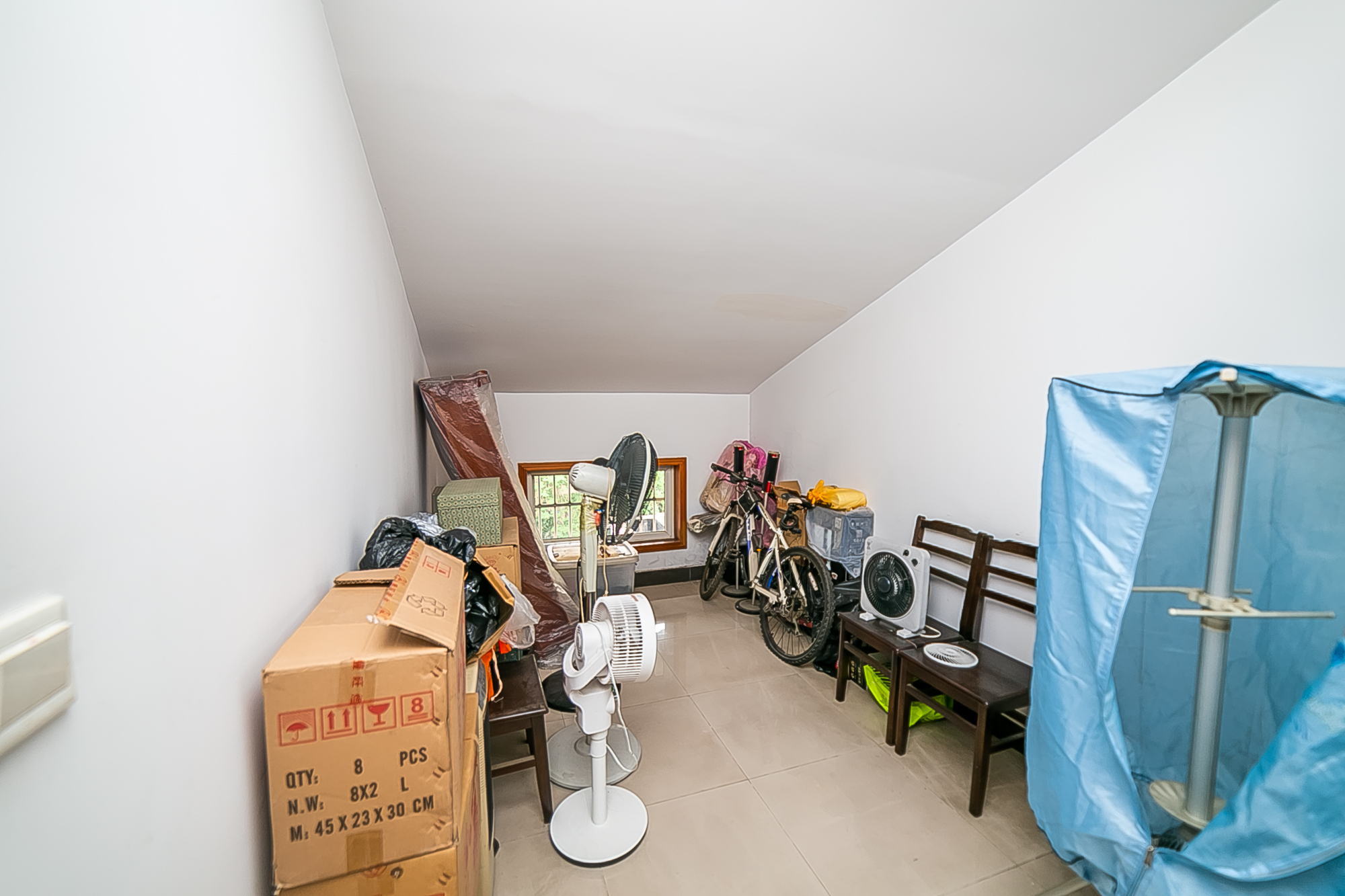 富绿新村 6室2厅3卫 65.0万 富绿新村 6室2厅3卫 65.0万卧室