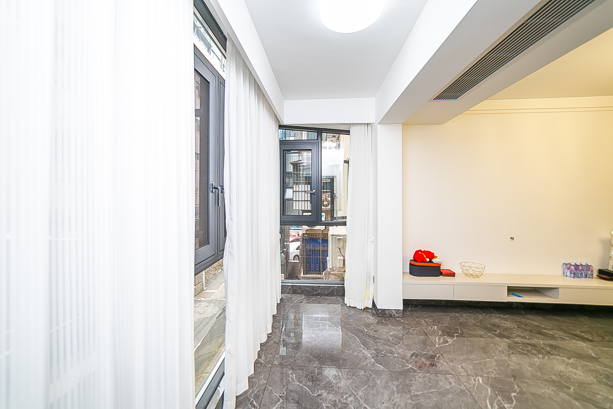 华升小区  3室2厅2卫    90.0万 华升小区  3室2厅2卫    90.0万阳台