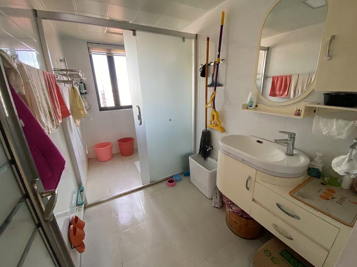 中建御山和苑 4室2厅2卫 50.0万 中建御山和苑 4室2厅2卫 50.0万室内图