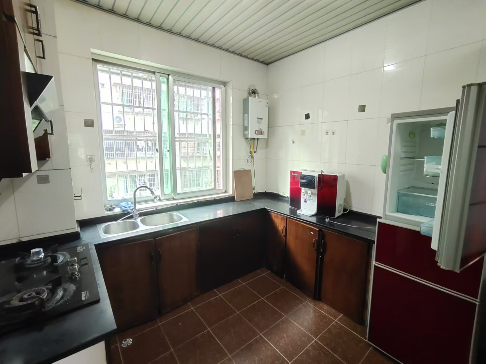 泰苑小区 2室1厅1卫 26.0万 泰苑小区 2室1厅1卫 26.0万室内图