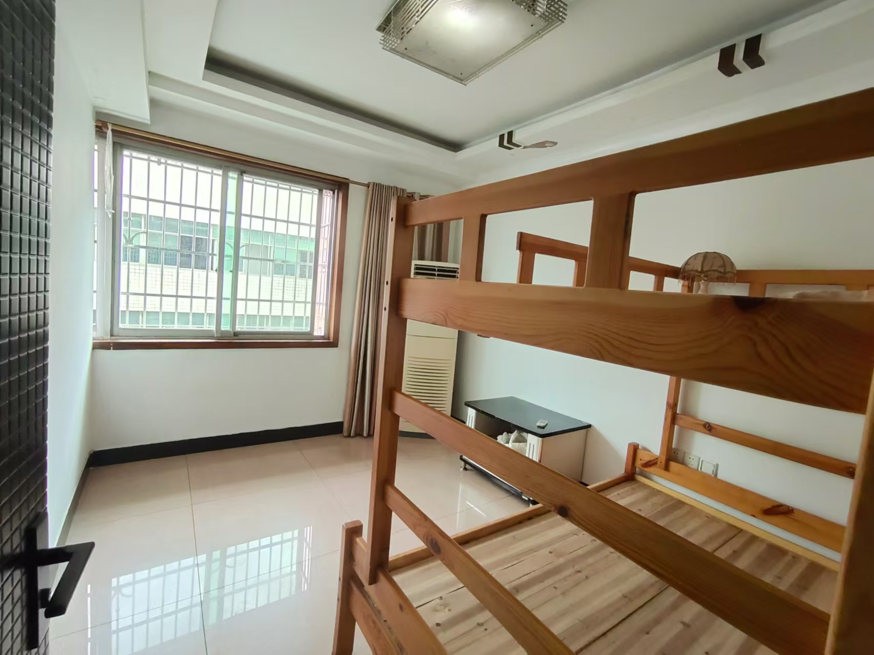 泰苑小区 2室1厅1卫 26.0万 泰苑小区 2室1厅1卫 26.0万室内图