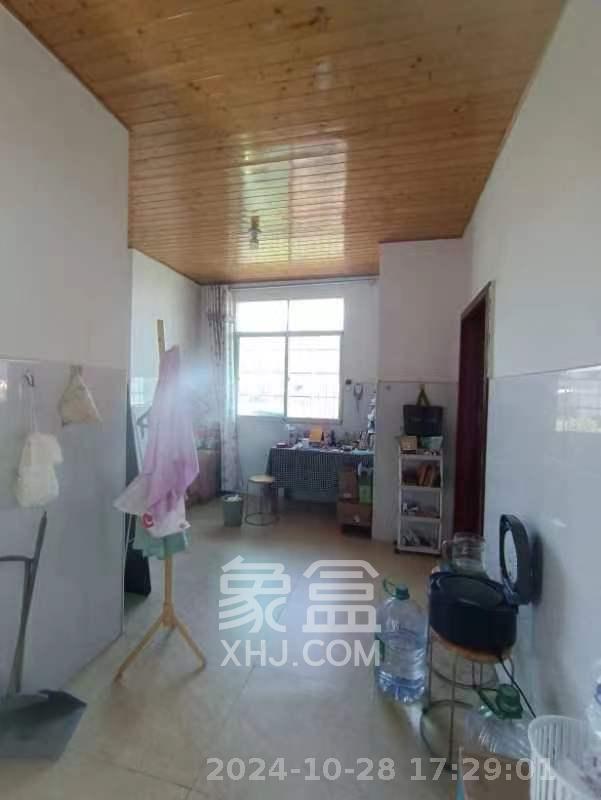 靳江小区  1室1厅1卫   1080.00元/月室内图